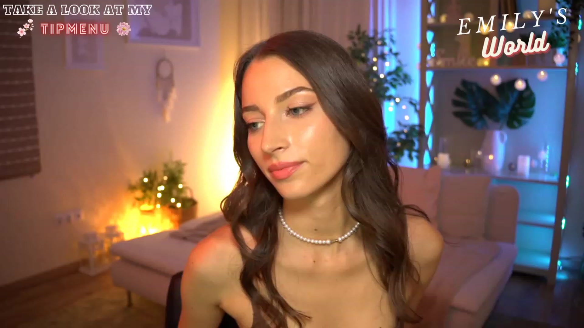 Gallery image thumbnail from Emily_grey69's myfreecams stream on, 07/20/2023, 18:42 image 14 of 20