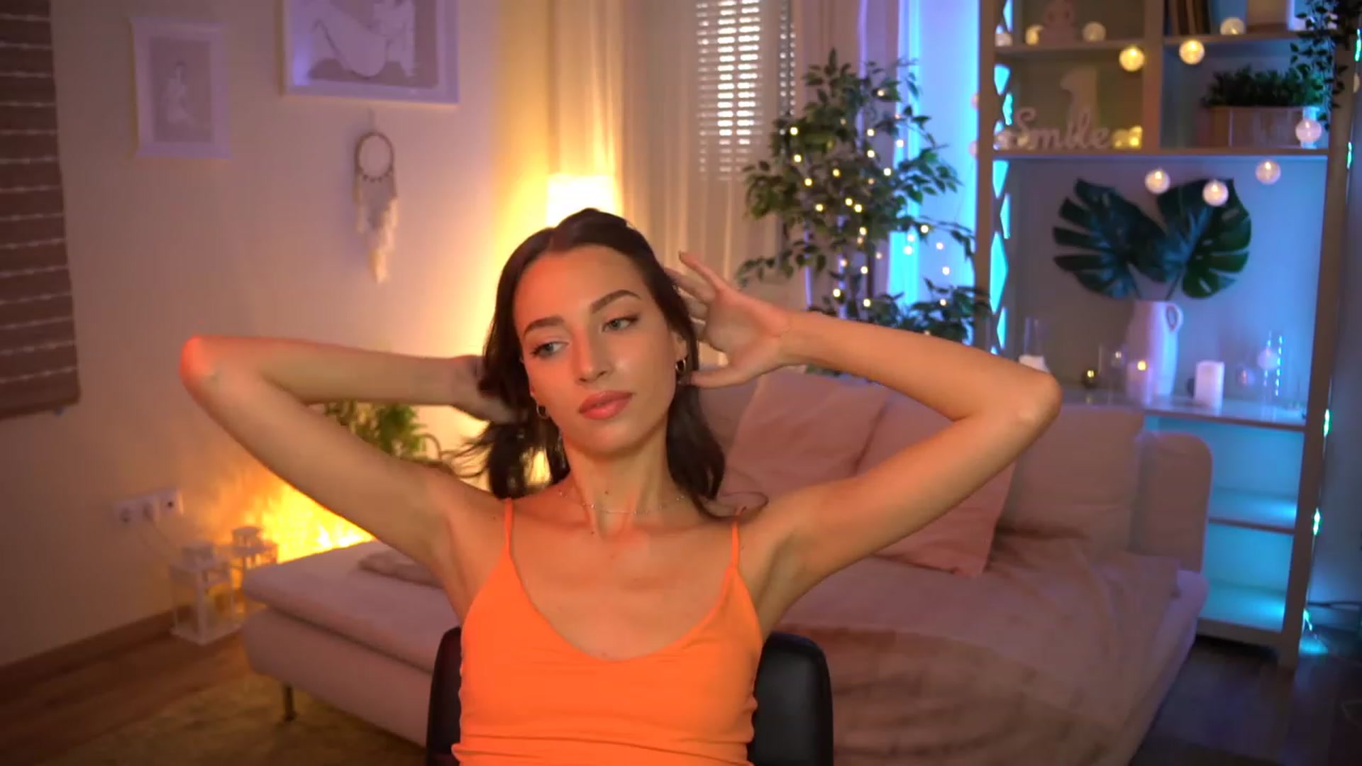 Gallery image thumbnail from Emily_grey69's myfreecams stream on, 07/22/2023, 17:16 image 11 of 20