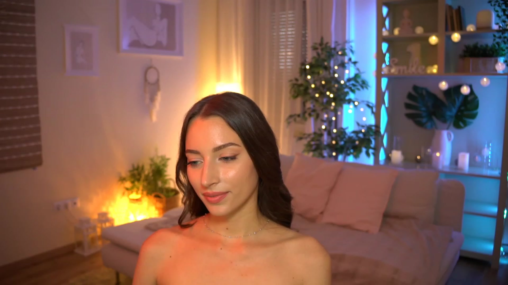 Gallery image thumbnail from Emily_grey69's myfreecams stream on, 07/22/2023, 18:17 image 11 of 20