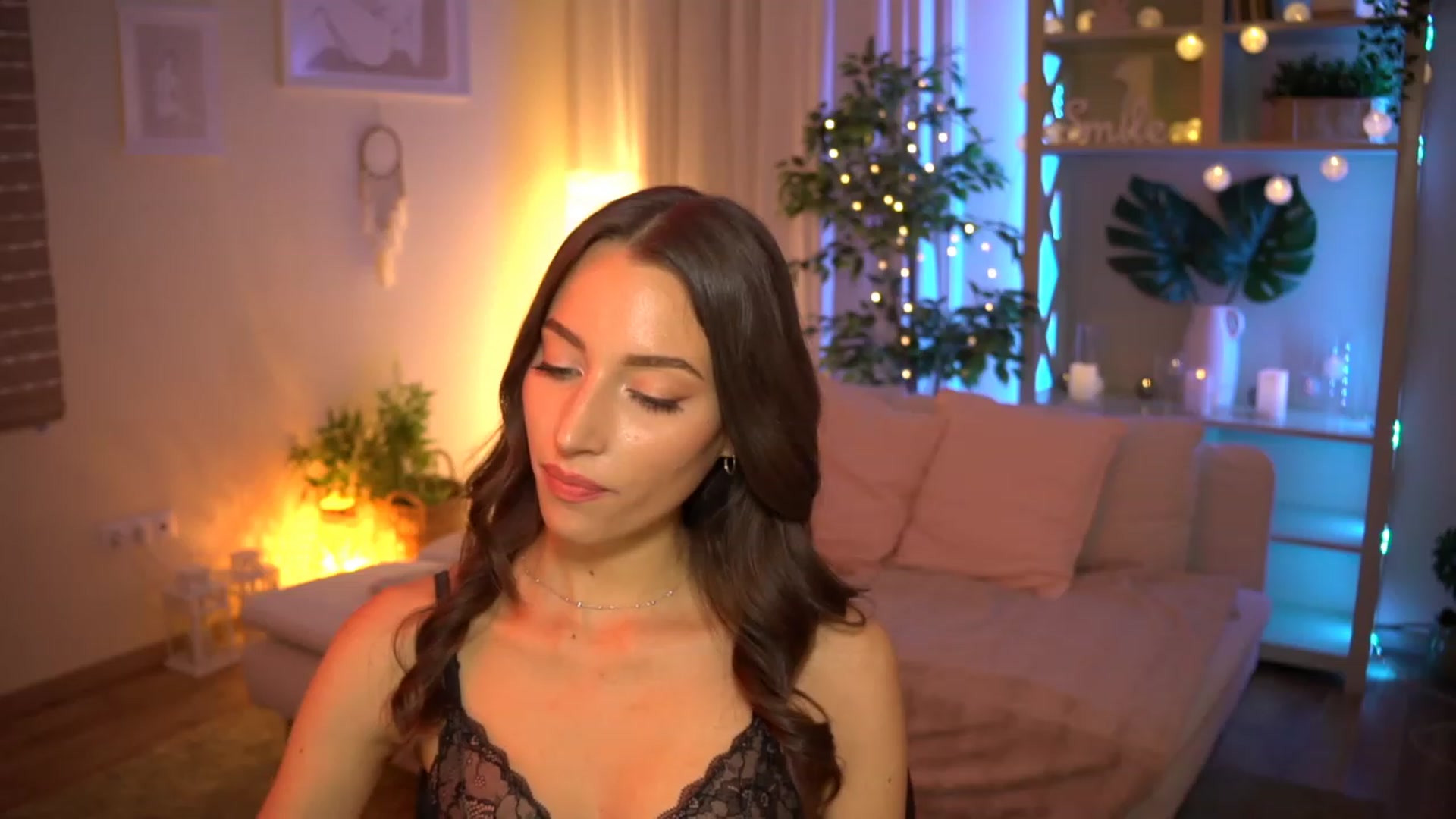Gallery image thumbnail from Emily_grey69's myfreecams stream on, 07/22/2023, 19:40 image 11 of 20