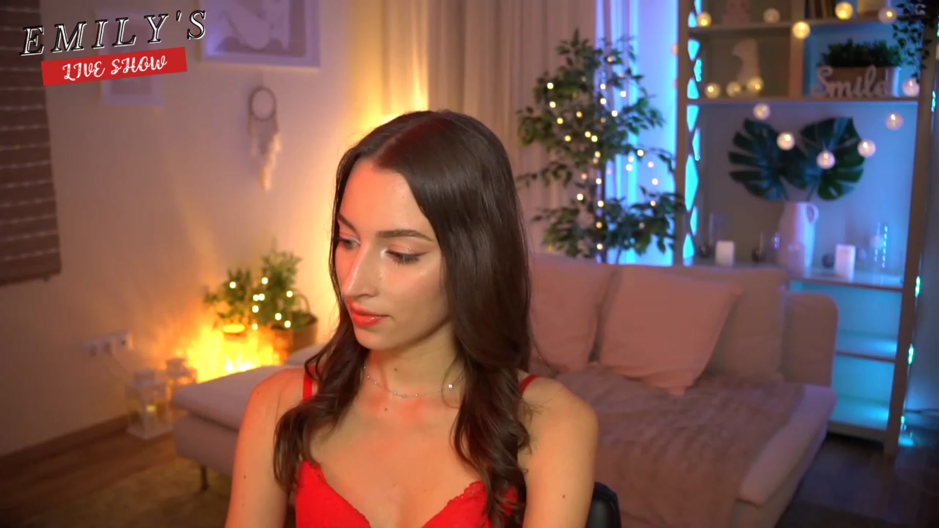 Gallery image thumbnail from Emily_grey69's myfreecams stream on, 07/26/2023, 20:04 image 18 of 20