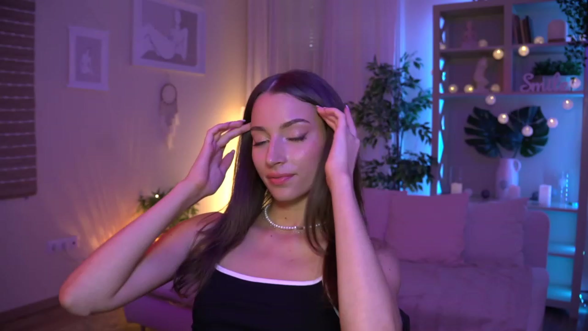 Gallery image thumbnail from Emily_grey69's myfreecams stream on, 08/24/2023, 16:13 image 9 of 20
