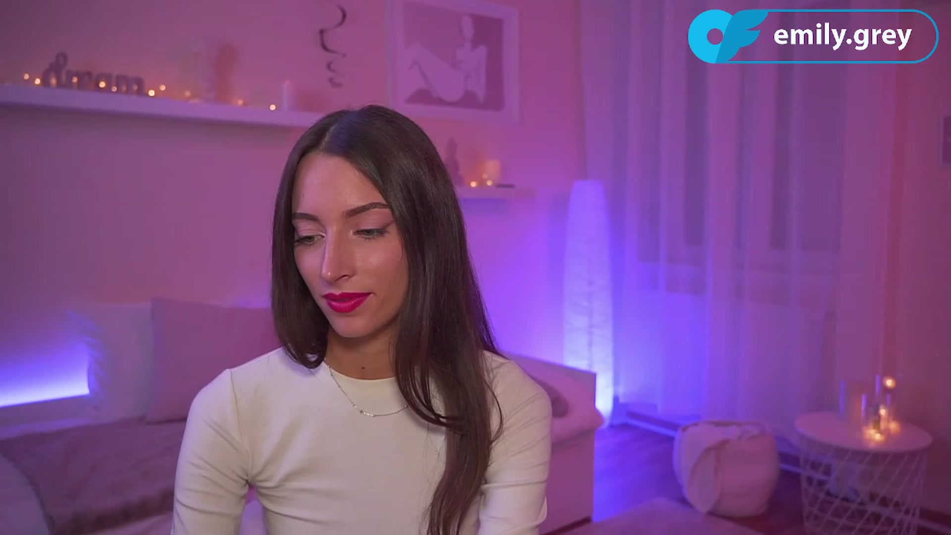 Gallery image thumbnail from Emily_grey69's myfreecams stream on, 11/02/2023, 19:17 image 5 of 20