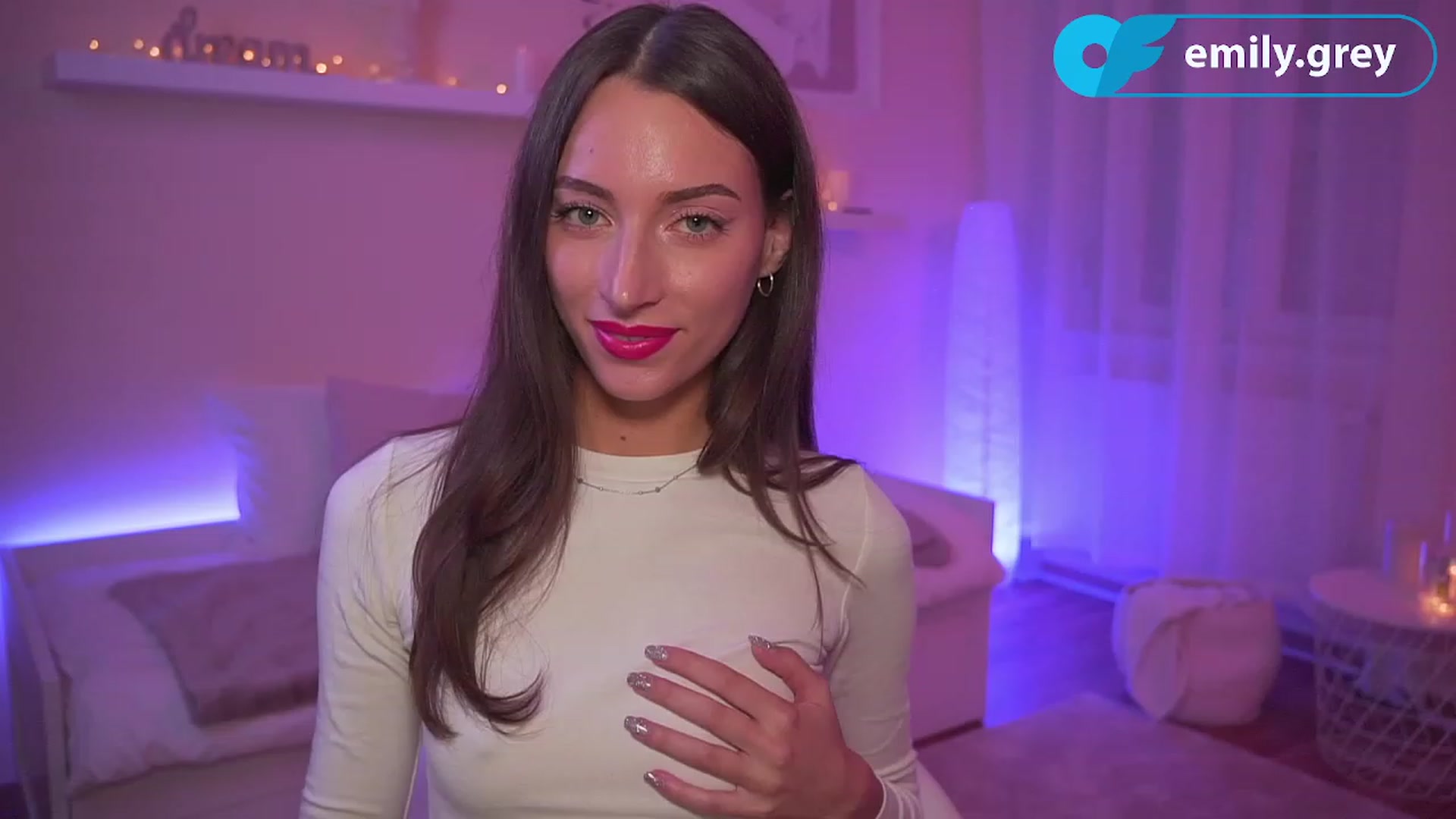 Gallery image thumbnail from Emily_grey69's myfreecams stream on, 11/02/2023, 19:17 image 12 of 20