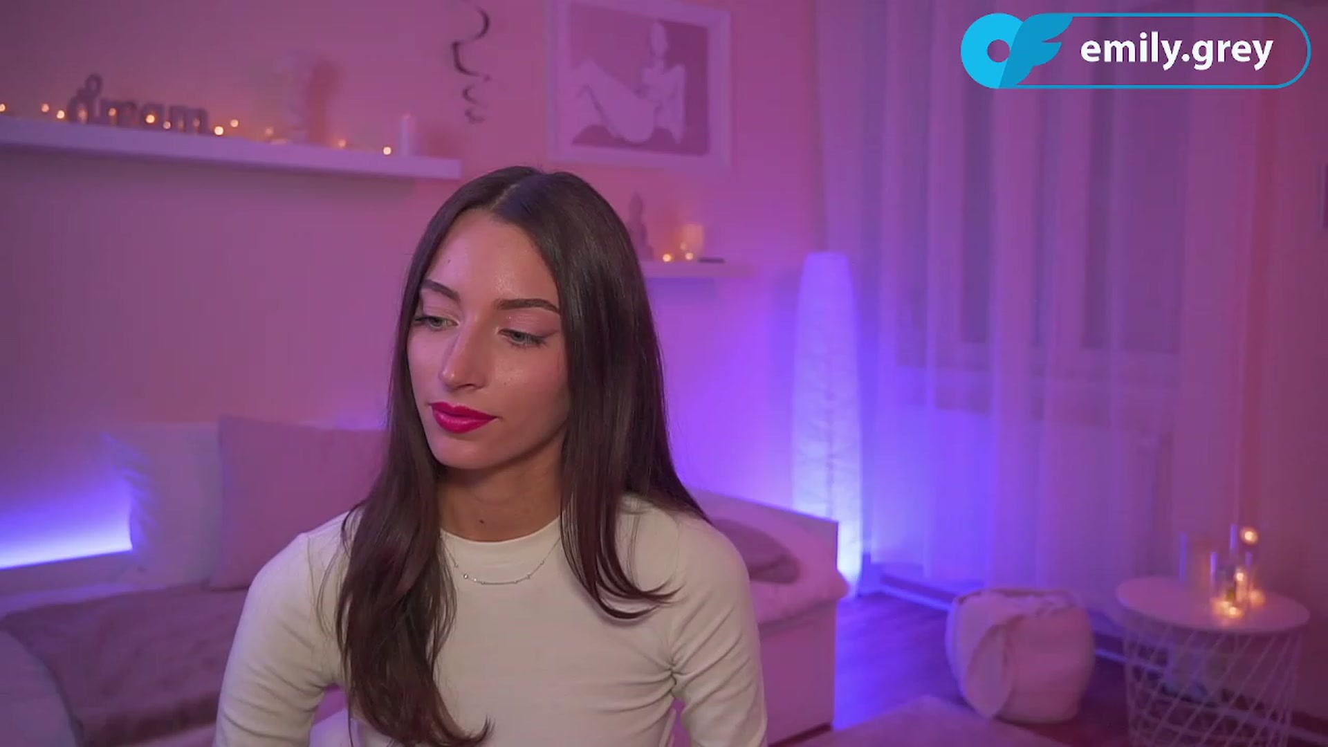 Gallery image thumbnail from Emily_grey69's myfreecams stream on, 11/02/2023, 19:17 image 8 of 20