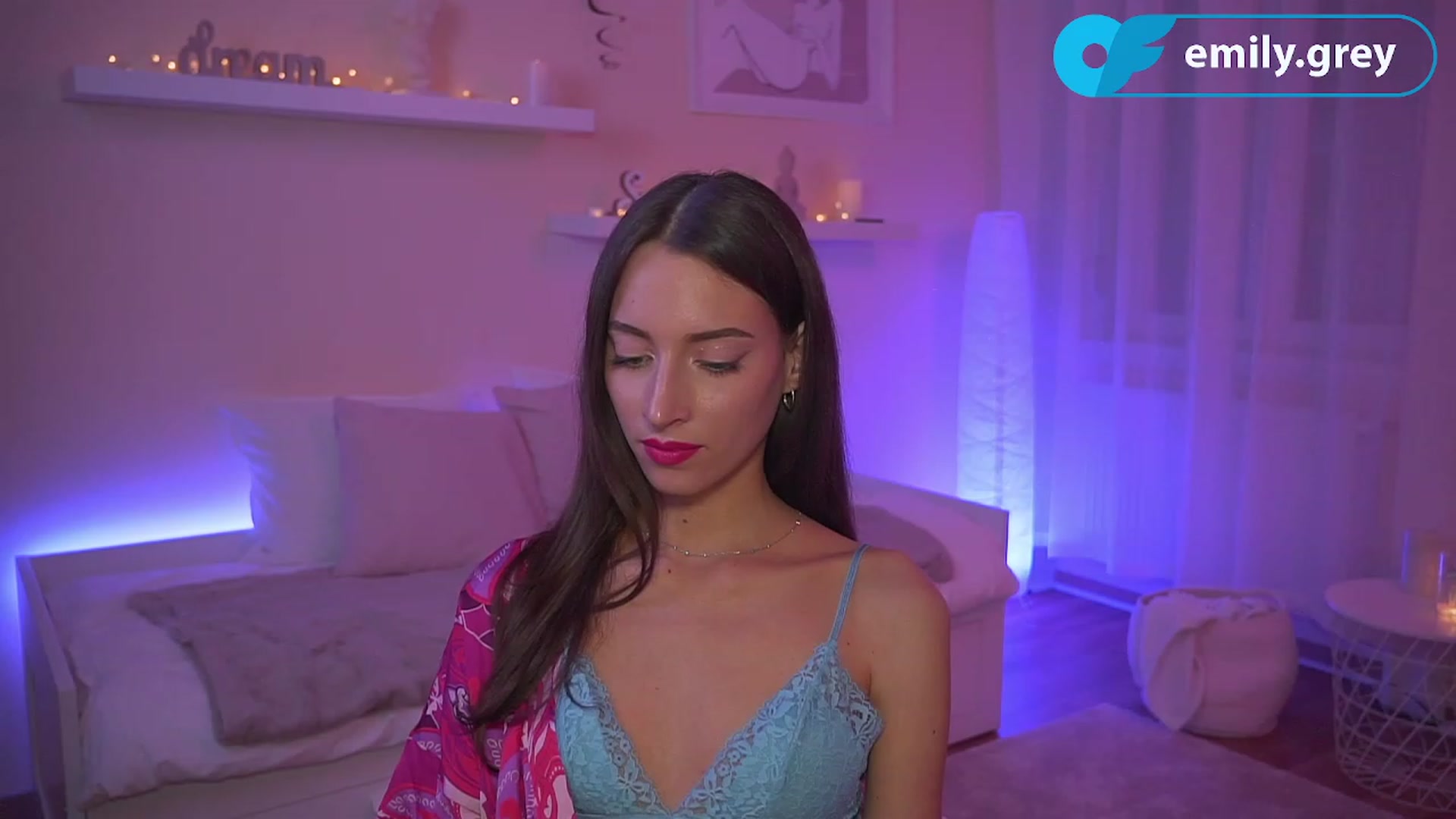 Gallery image thumbnail from Emily_grey69's myfreecams stream on, 11/02/2023, 21:42 image 18 of 20
