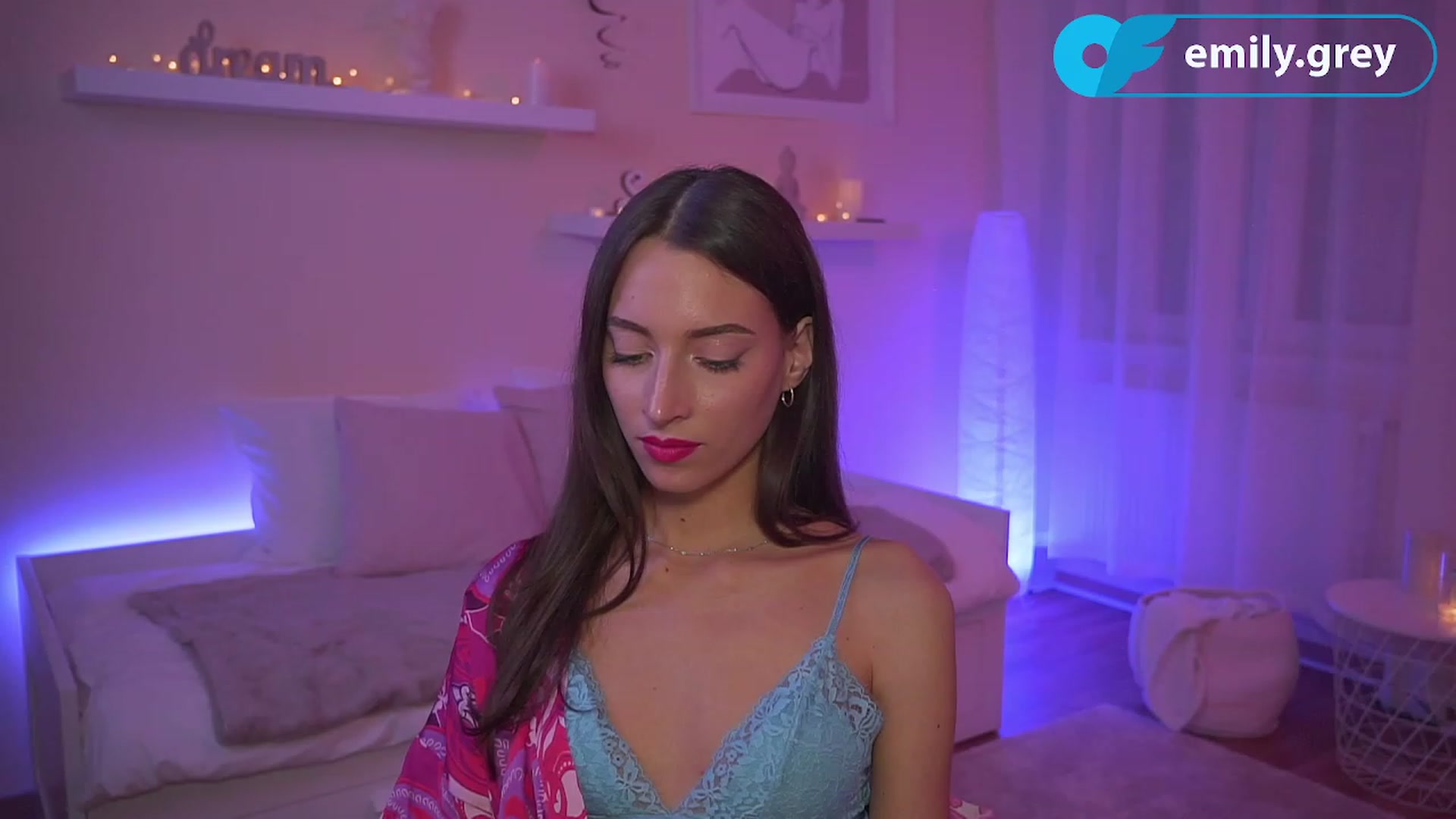 Gallery image thumbnail from Emily_grey69's myfreecams stream on, 11/02/2023, 21:42 image 16 of 20