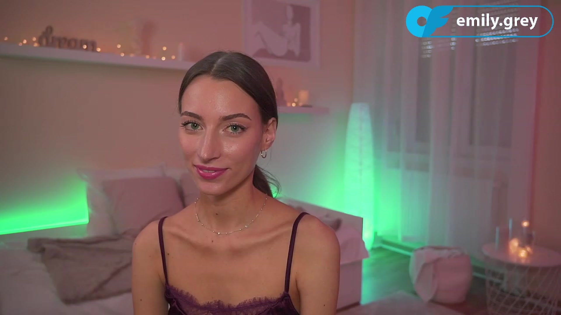 Gallery image thumbnail from Emily_grey69's myfreecams stream on, 11/04/2023, 13:51 image 7 of 20