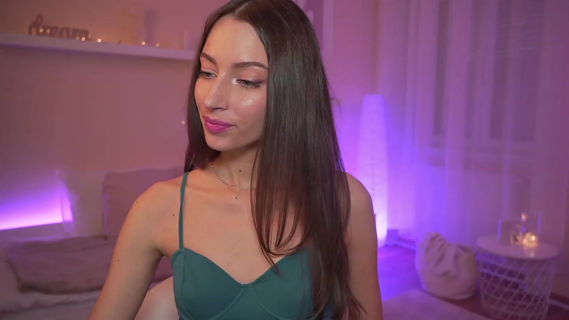 Gallery image thumbnail from Emily_grey69's myfreecams stream on, 12/30/2023, 16:15 image 2 of 20