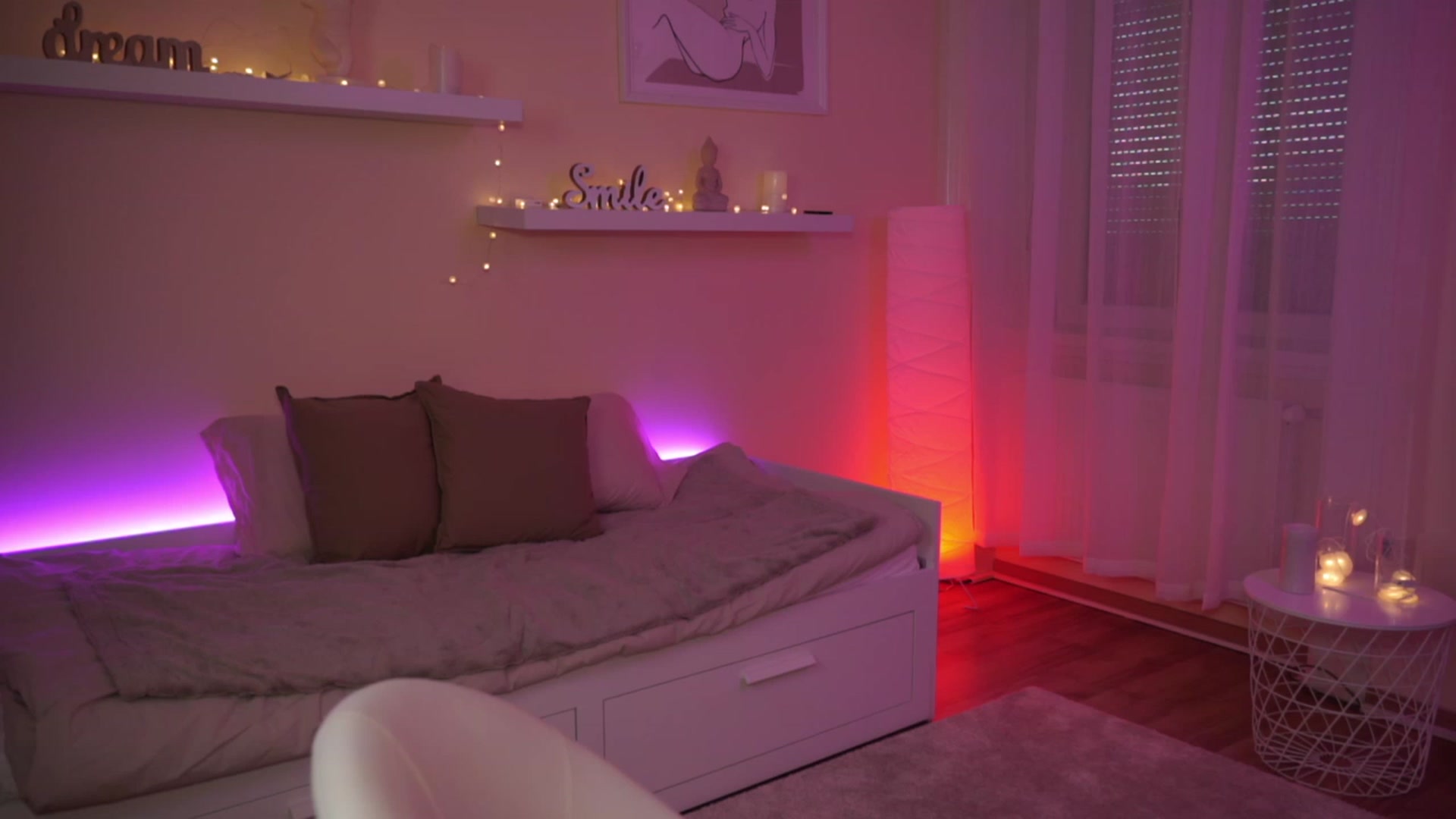 Gallery image thumbnail from Emily_grey69's myfreecams stream on, 01/20/2024, 15:39 image 10 of 20