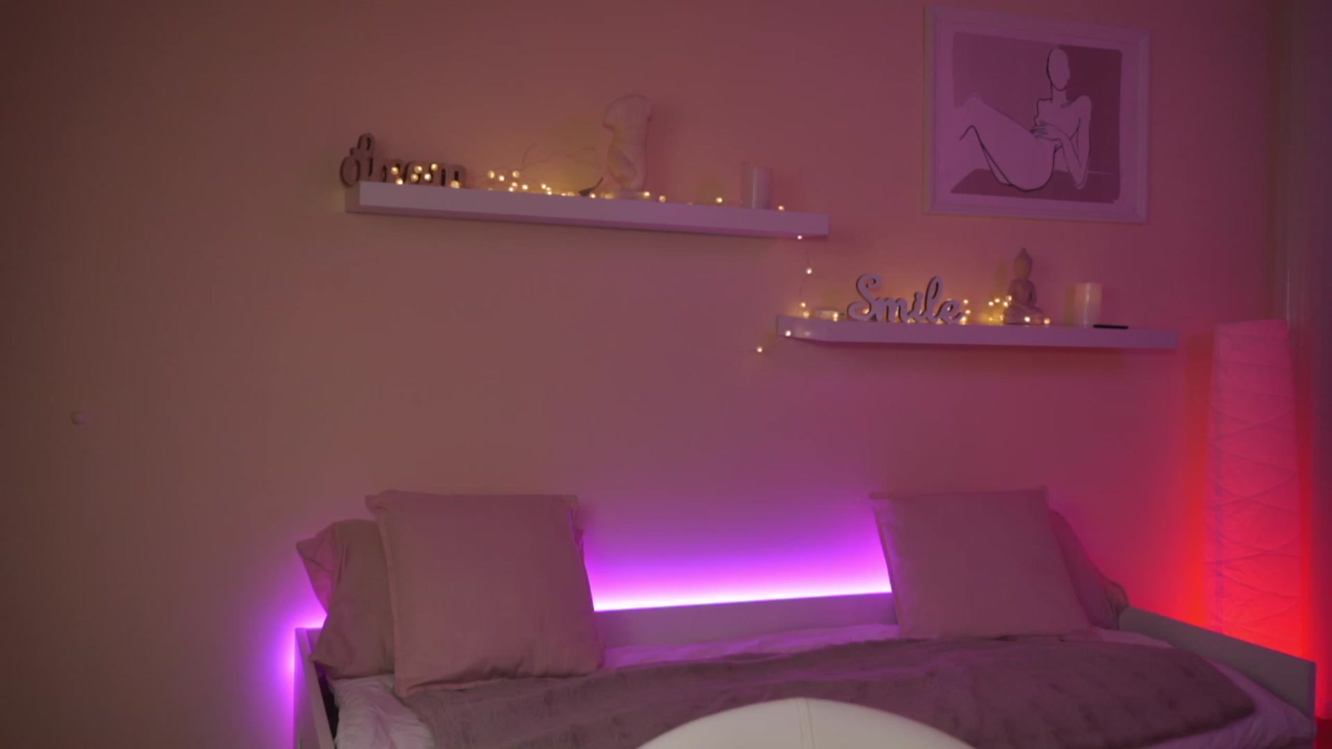 Gallery image thumbnail from Emily_grey69's myfreecams stream on, 02/12/2024, 10:58 image 14 of 20