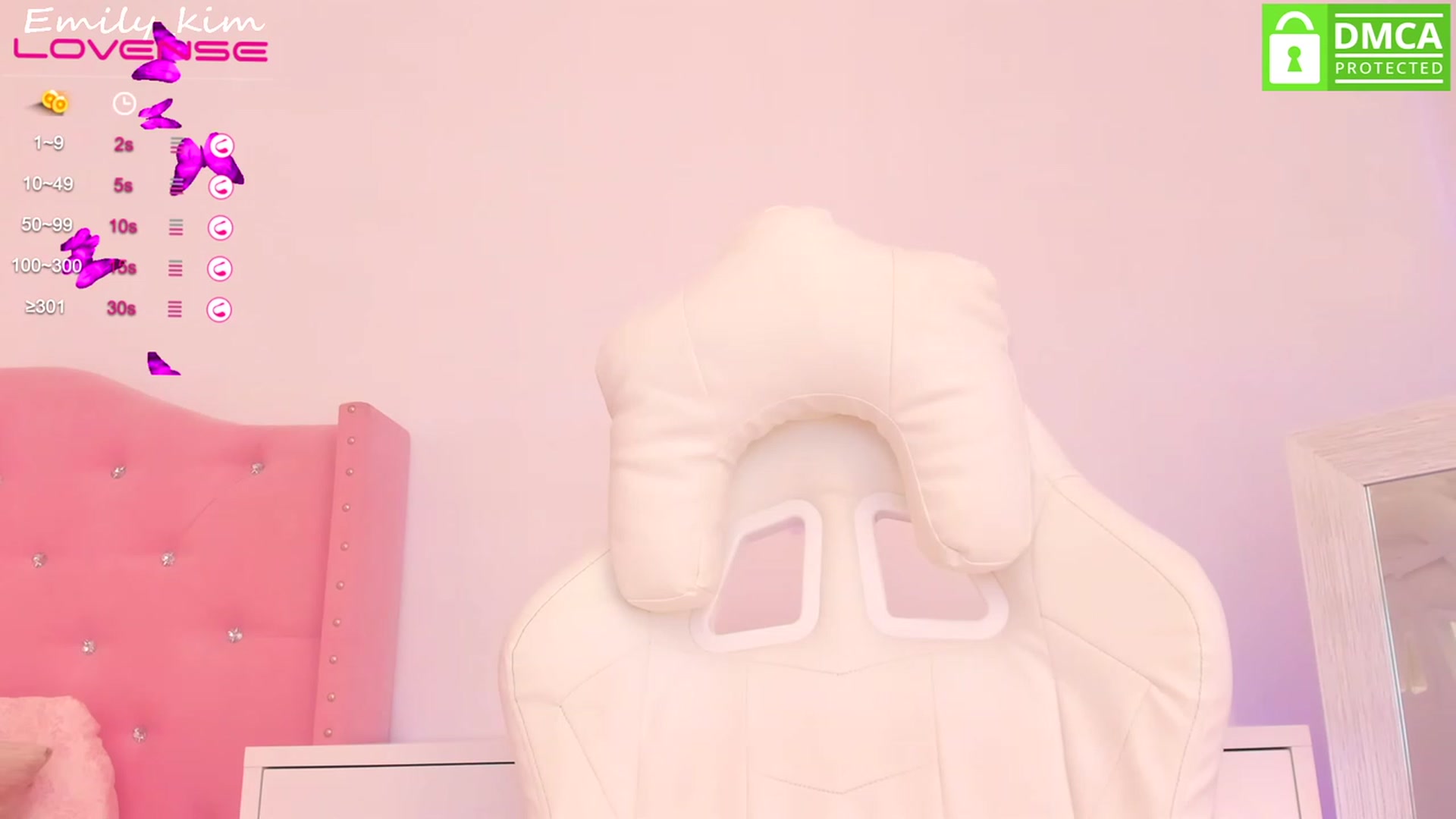 Gallery image thumbnail from Emily_kim's myfreecams stream on, 05/09/2023, 11:57 image 10 of 20