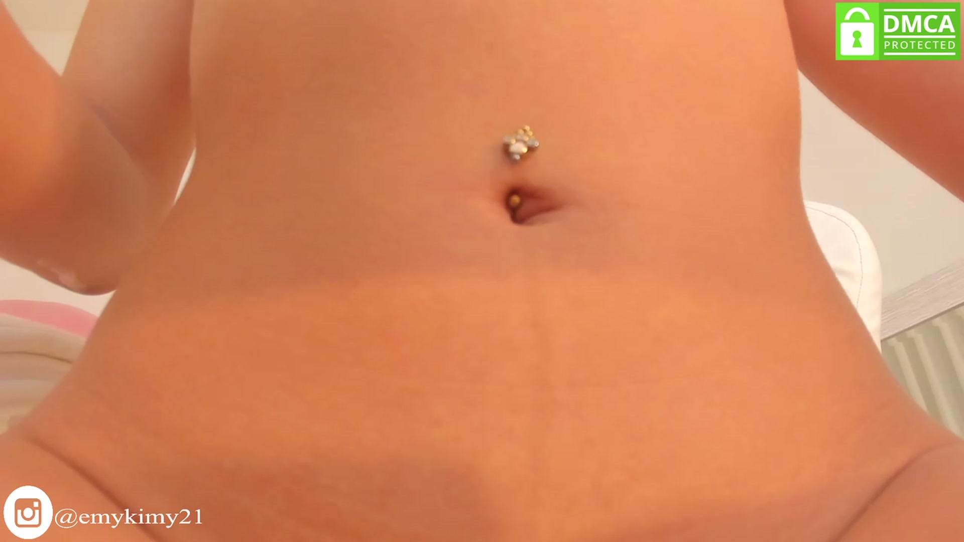Gallery image thumbnail from Emily_kim's myfreecams stream on, 06/04/2023, 01:18 image 19 of 20