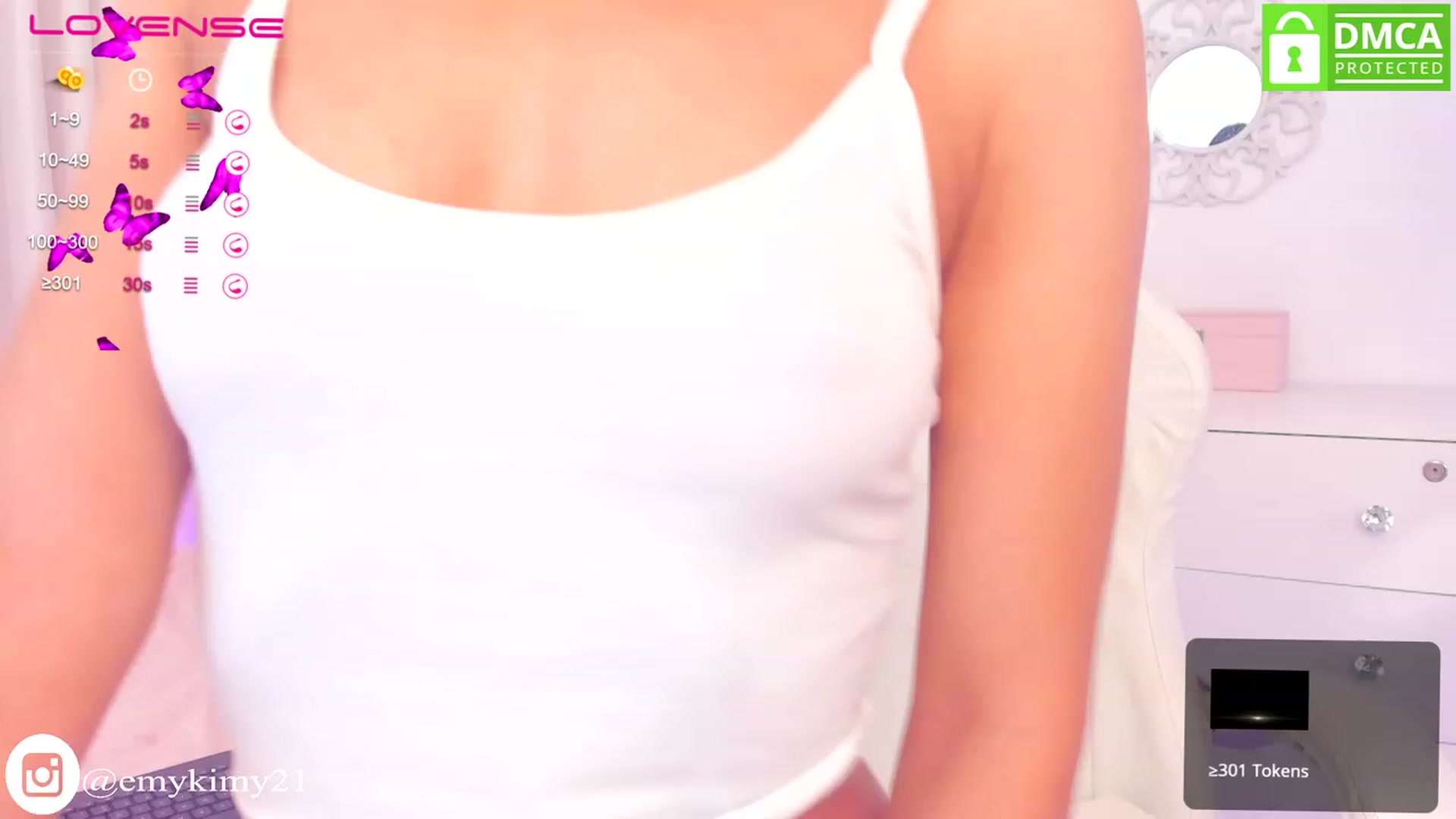 Gallery image thumbnail from Emily_kim's myfreecams stream on, 06/30/2023, 01:55 image 1 of 20