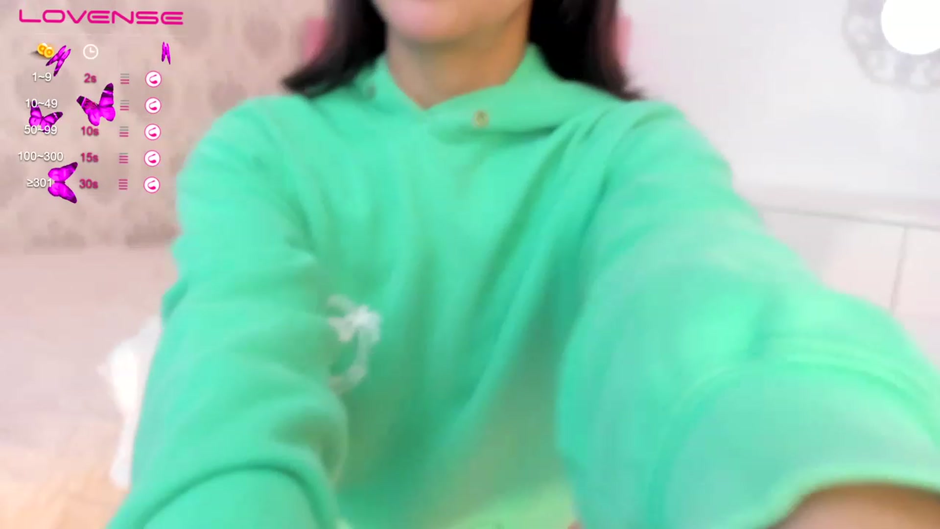 Gallery image thumbnail from Emily_kim's myfreecams stream on, 08/16/2023, 06:35 image 13 of 20