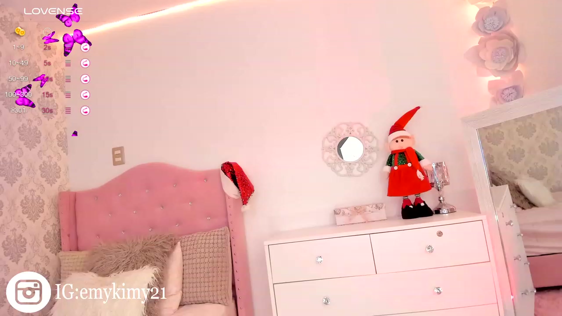 Gallery image thumbnail from Emily_kim's myfreecams stream on, 12/04/2023, 04:50 image 16 of 20