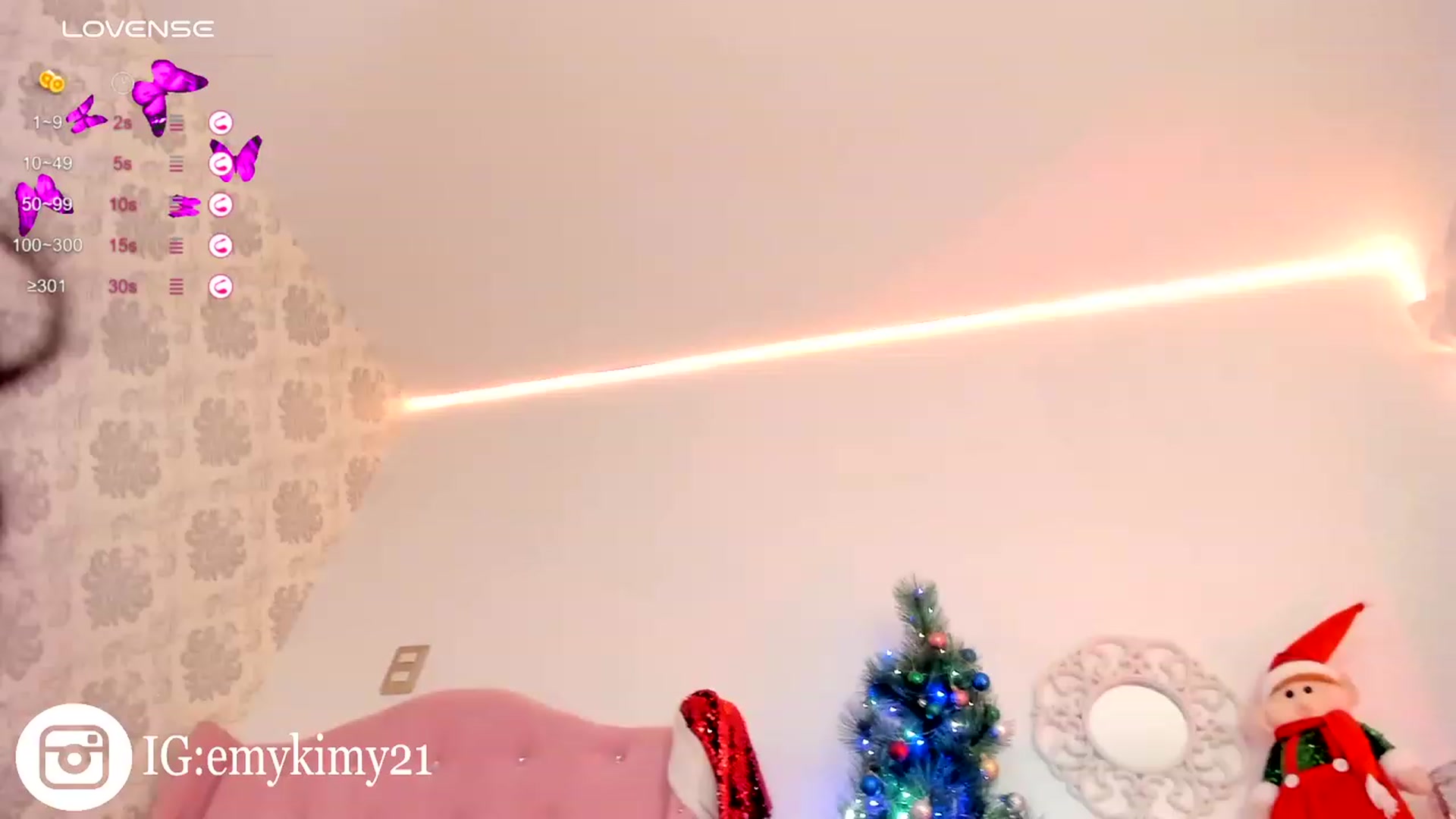 Gallery image thumbnail from Emily_kim's myfreecams stream on, 12/10/2023, 01:32 image 6 of 20