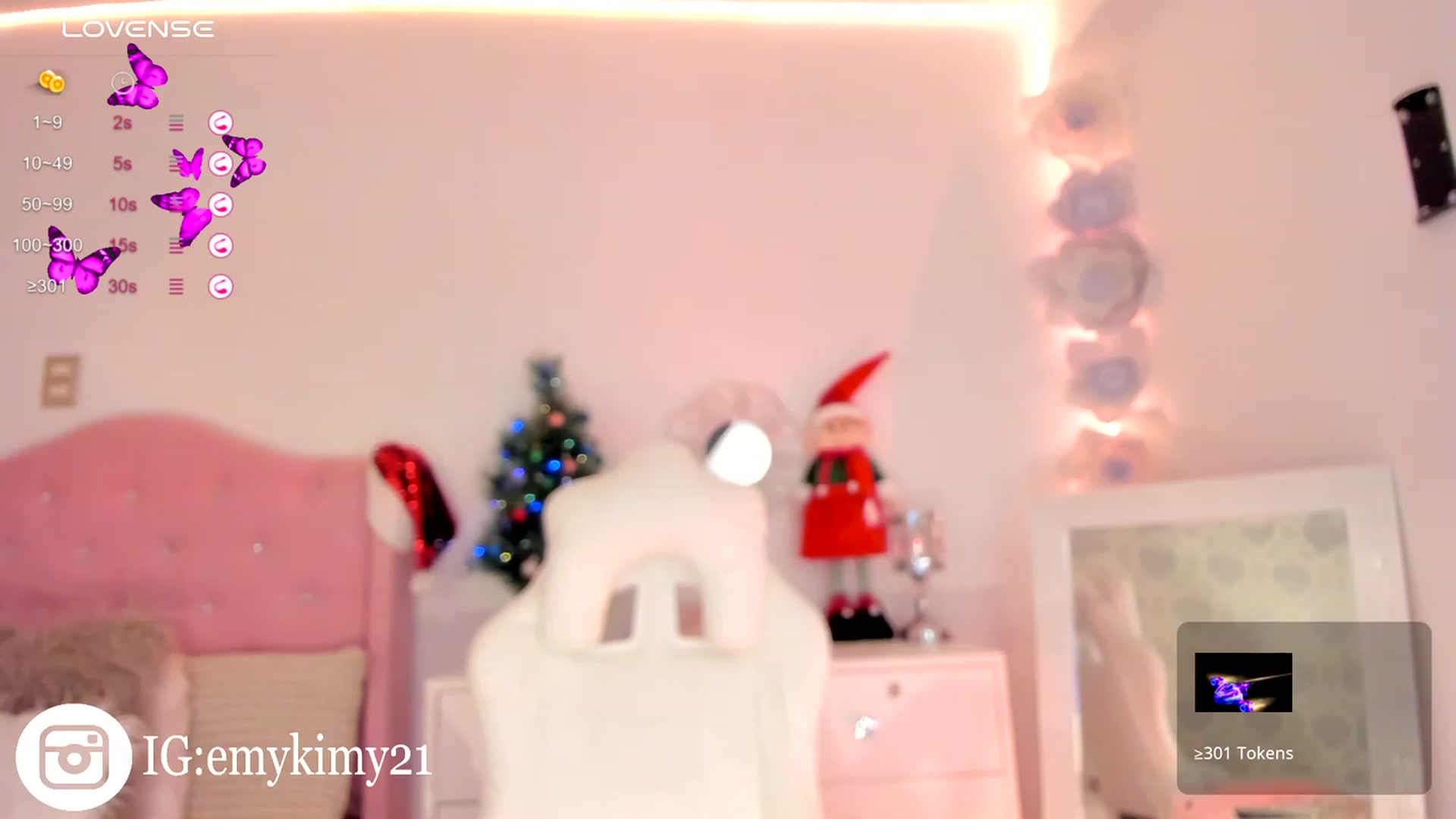 Gallery image thumbnail from Emily_kim's myfreecams stream on, 12/13/2023, 05:48 image 17 of 20