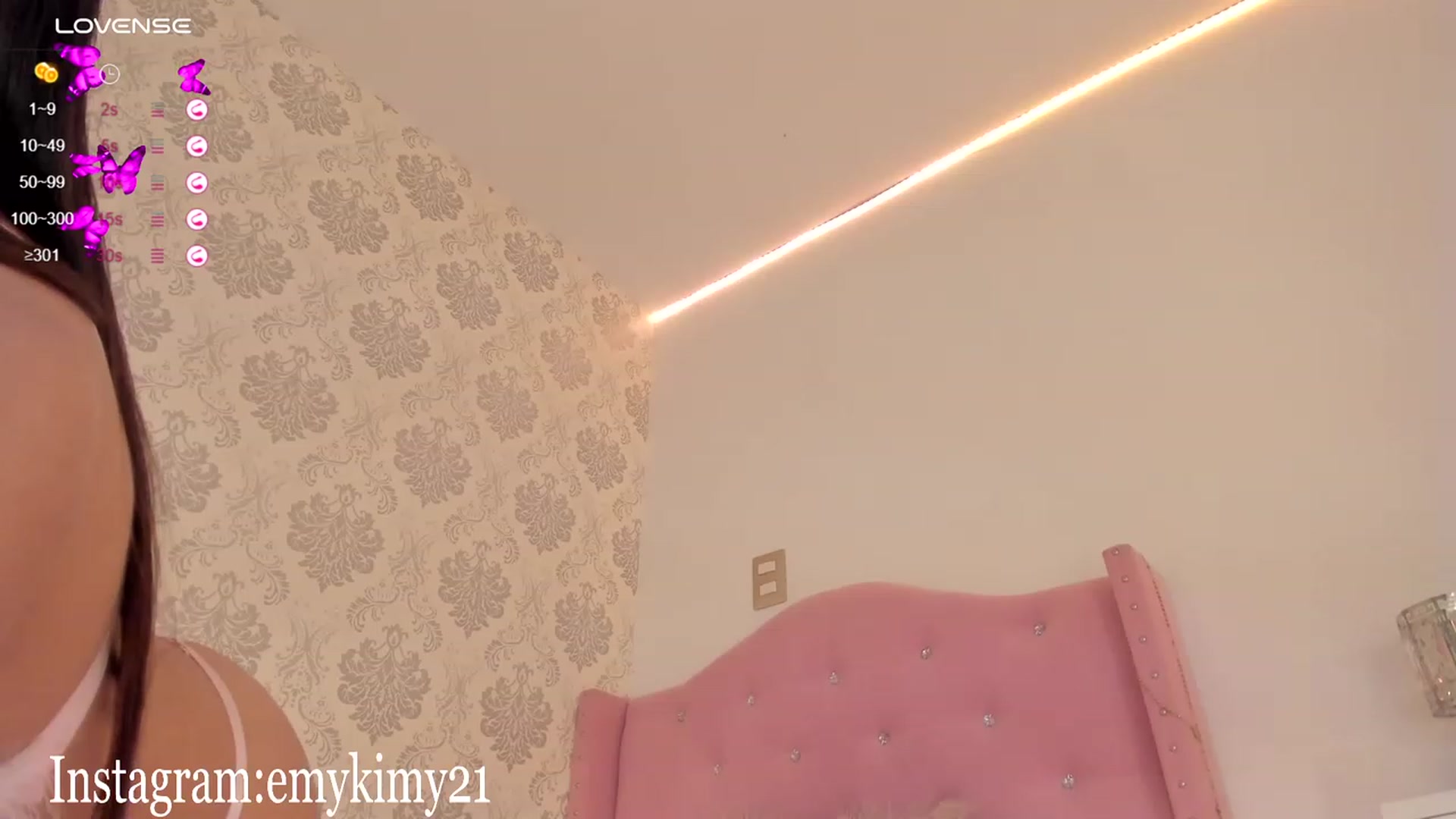 Gallery image thumbnail from Emily_kim's myfreecams stream on, 02/08/2024, 02:47 image 2 of 20