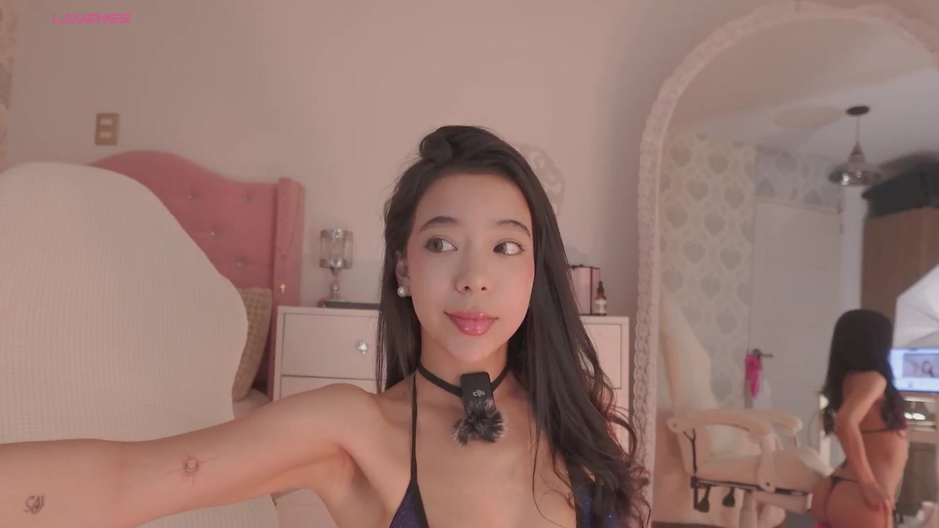Gallery image thumbnail from Emily_kim's myfreecams stream on, 09/15/2025, 24:57 image 9 of 20