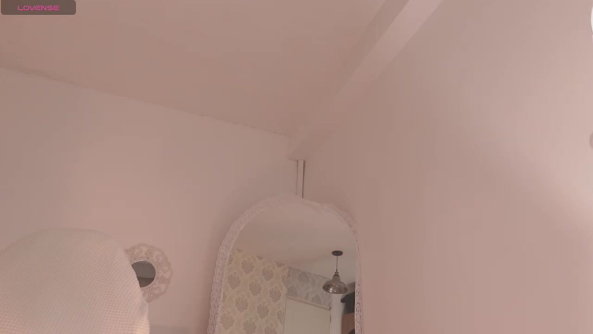 Gallery image thumbnail from Emily_kim's myfreecams stream on, 09/25/2025, 24:50 image 19 of 20