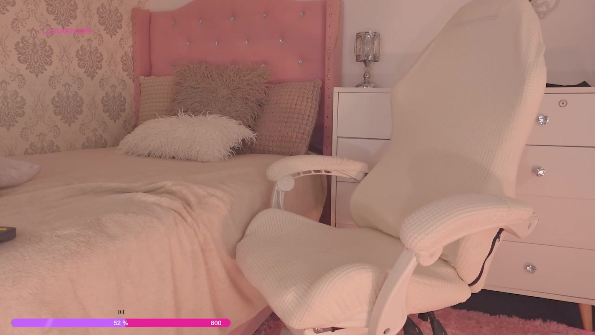 Gallery image thumbnail from Emily_kim's myfreecams stream on, 10/01/2025, 05:23 image 18 of 20