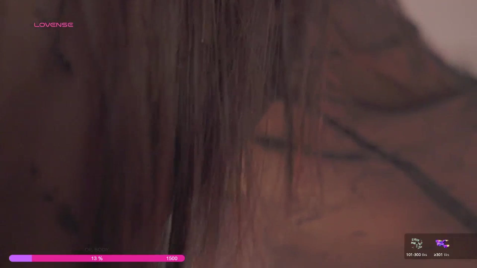 Gallery image thumbnail from Emily_kim's myfreecams stream on, 10/04/2025, 04:06 image 13 of 20