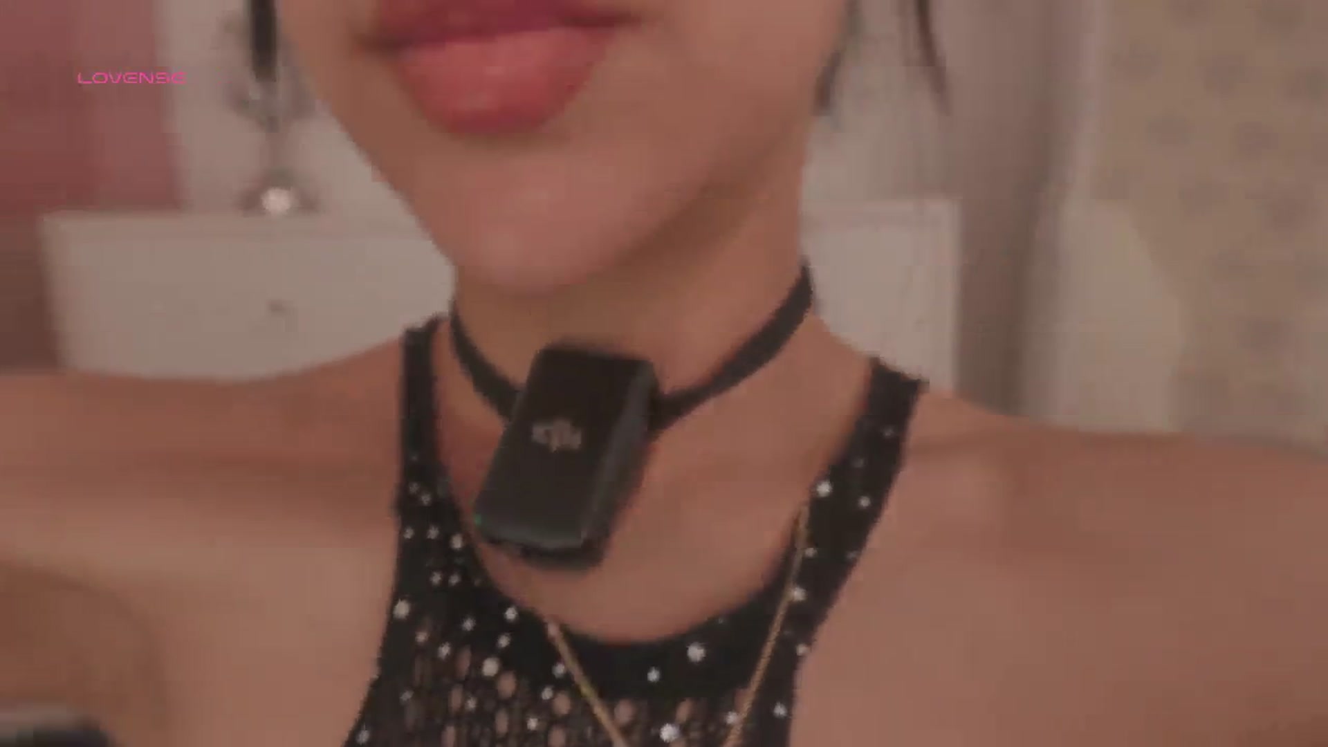 Gallery image thumbnail from Emily_kim's myfreecams stream on, 11/20/2025, 05:43 image 18 of 20