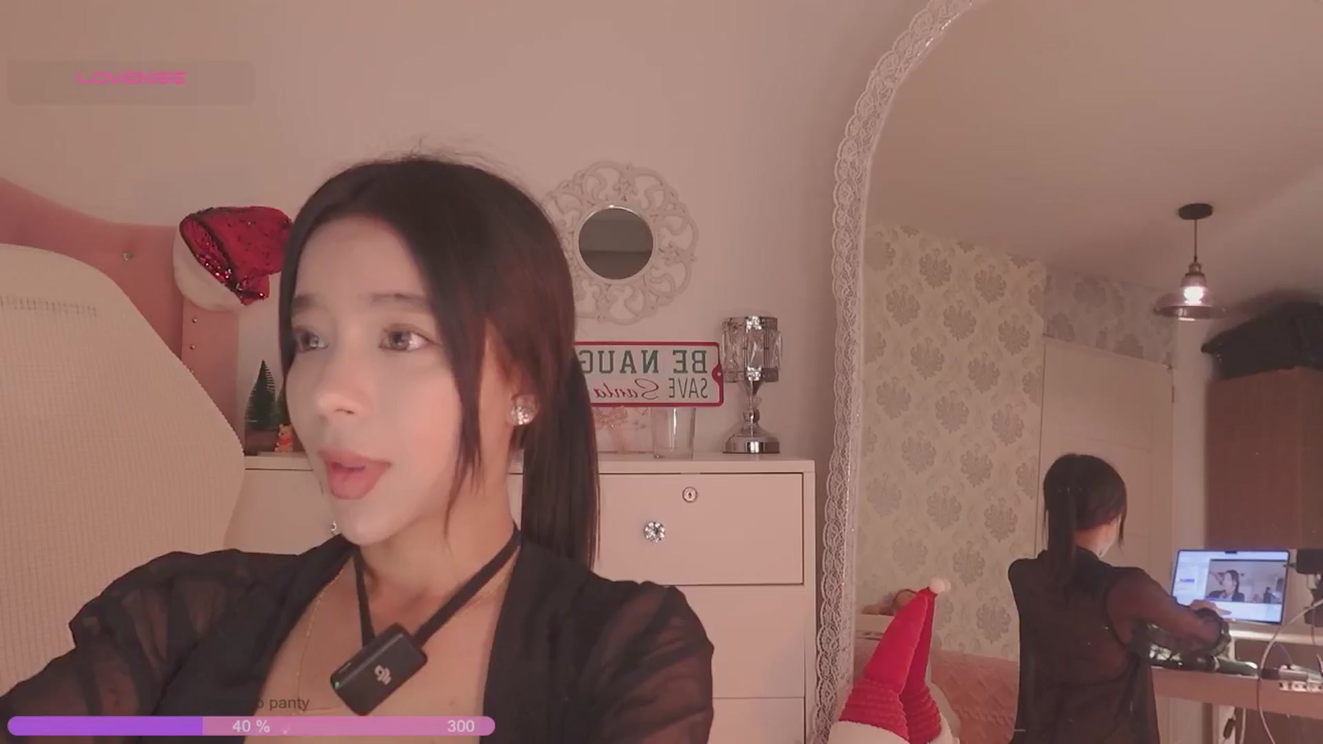 Gallery image thumbnail from Emily_kim's myfreecams stream on, 12/08/2025, 03:48 image 6 of 20