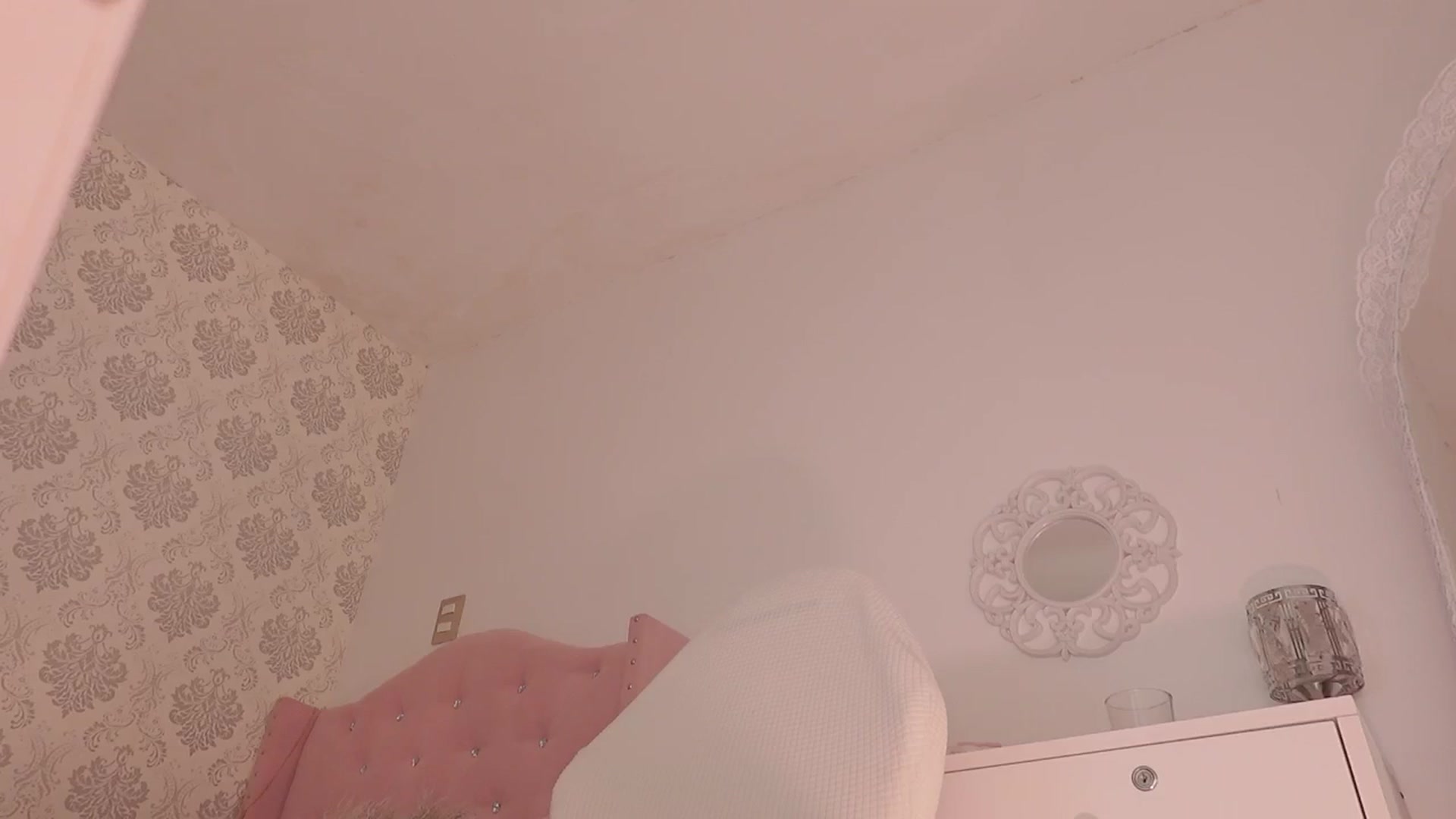 Gallery image thumbnail from Emily_kim's myfreecams stream on, 02/04/2026, 04:31 image 9 of 20