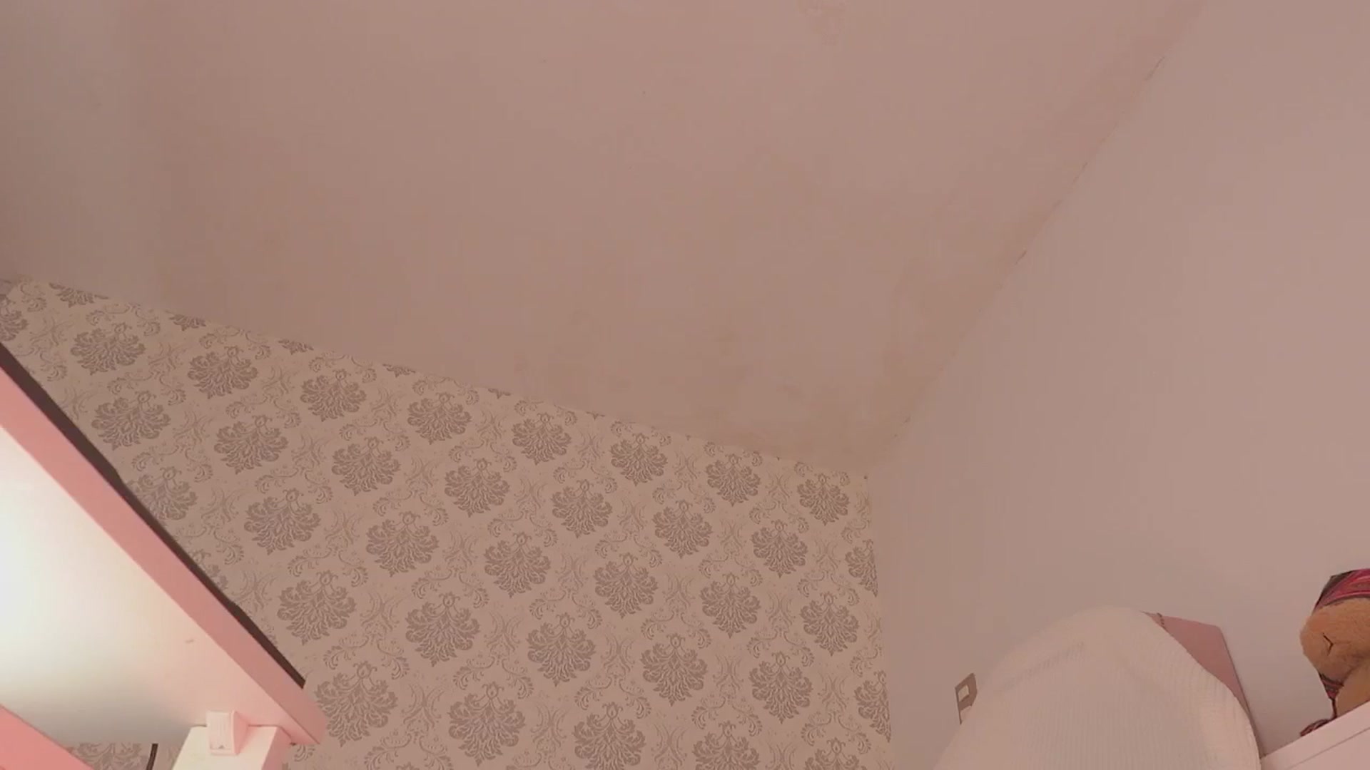 Gallery image thumbnail from Emily_kim's myfreecams stream on, 03/08/2026, 05:27 image 12 of 20