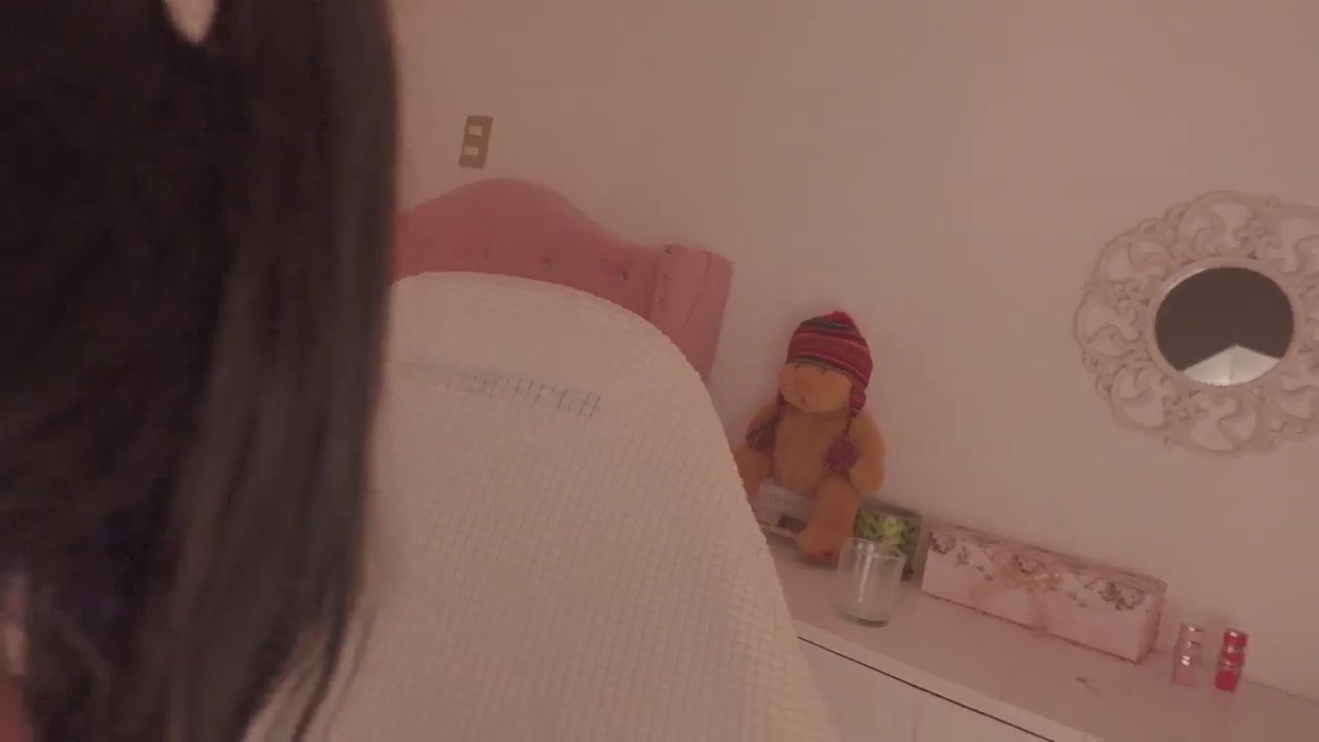 Gallery image thumbnail from Emily_kim's myfreecams stream on, 03/17/2026, 03:17 image 6 of 20