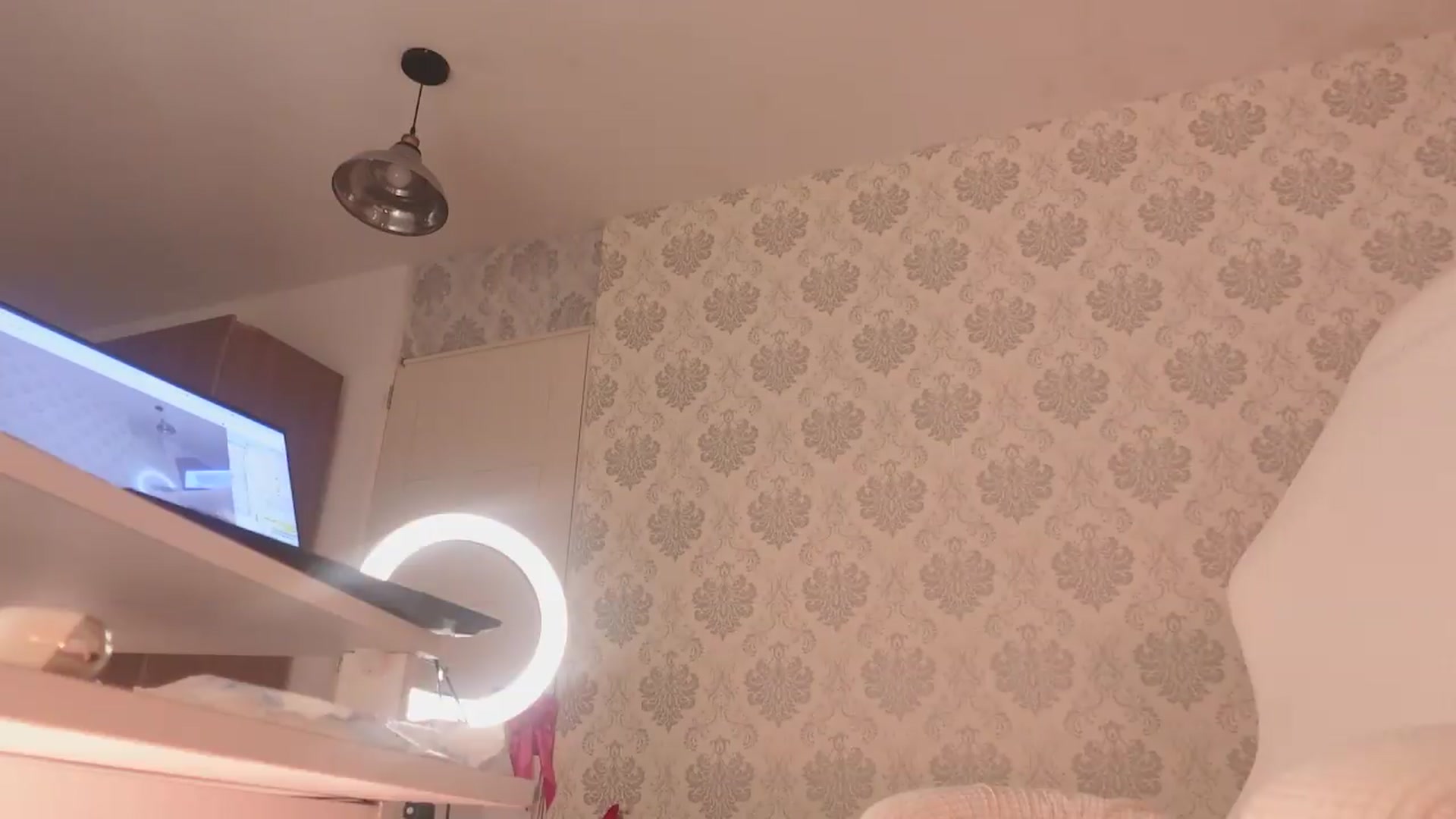 Gallery image thumbnail from Emily_kim's myfreecams stream on, 07/09/2026, 05:22 image 9 of 20