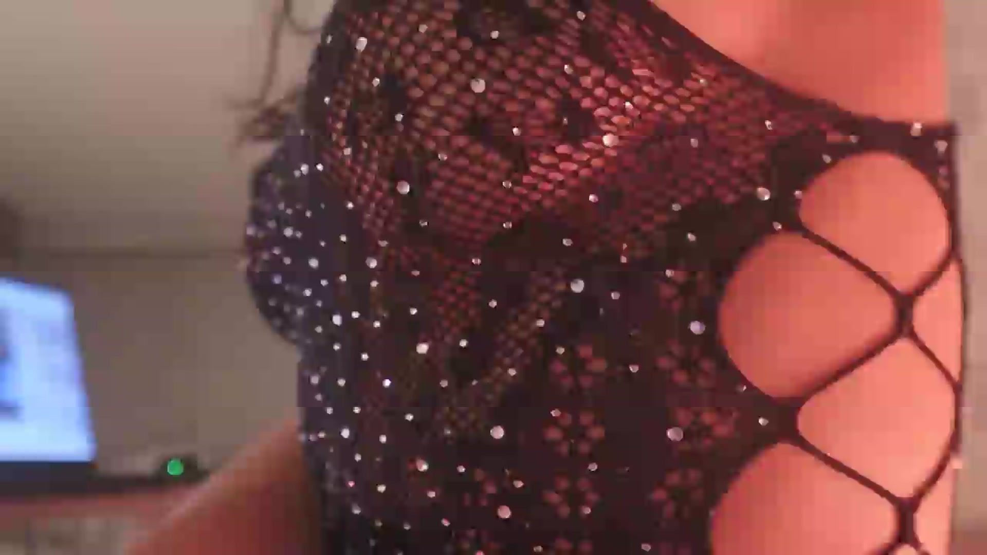 Gallery image thumbnail from Emily_kim's myfreecams stream on, 08/09/2026, 04:33 image 19 of 20