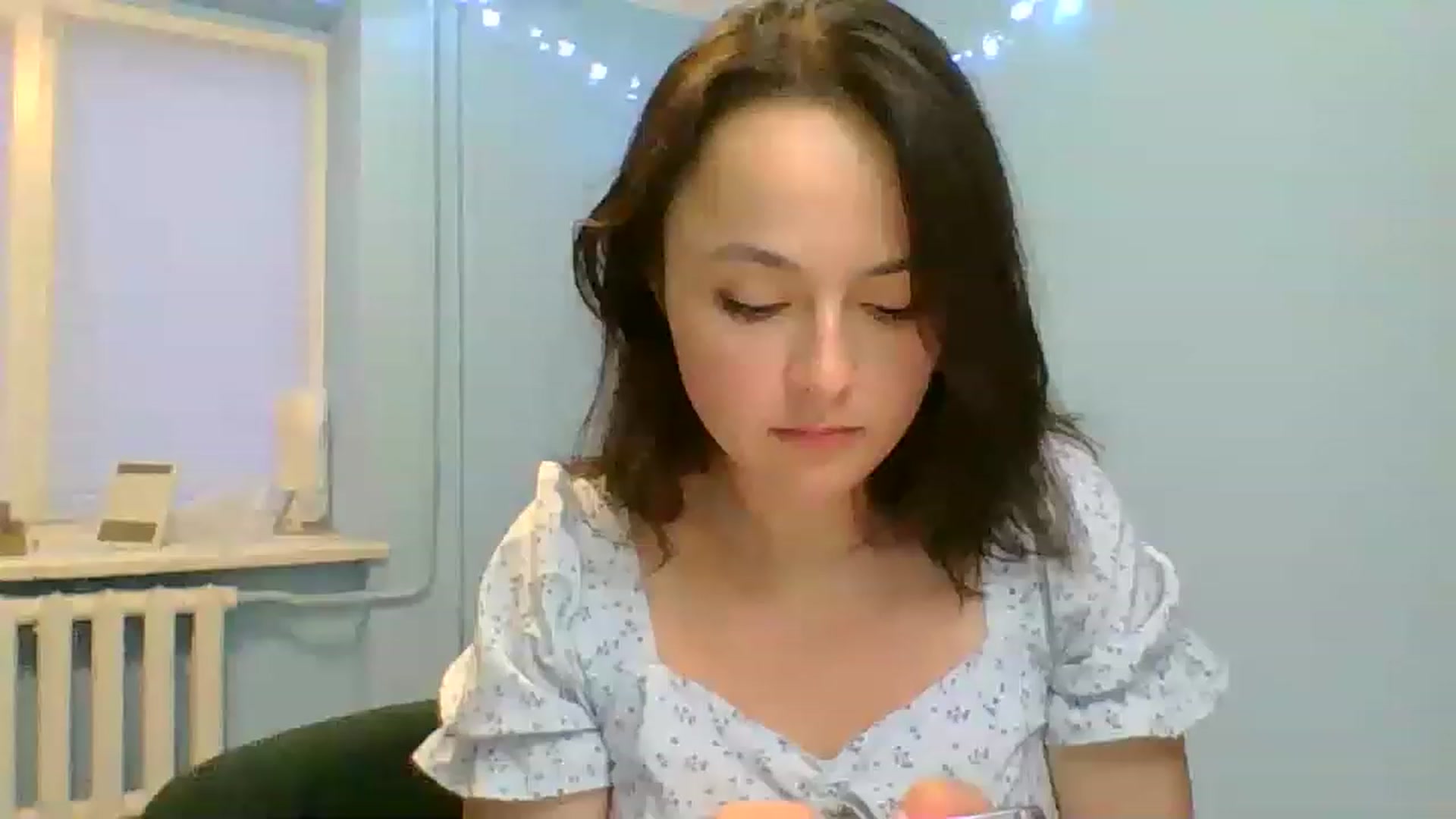 Gallery image thumbnail from Emily_morning's myfreecams stream on, 06/03/2023, 18:37 image 17 of 20