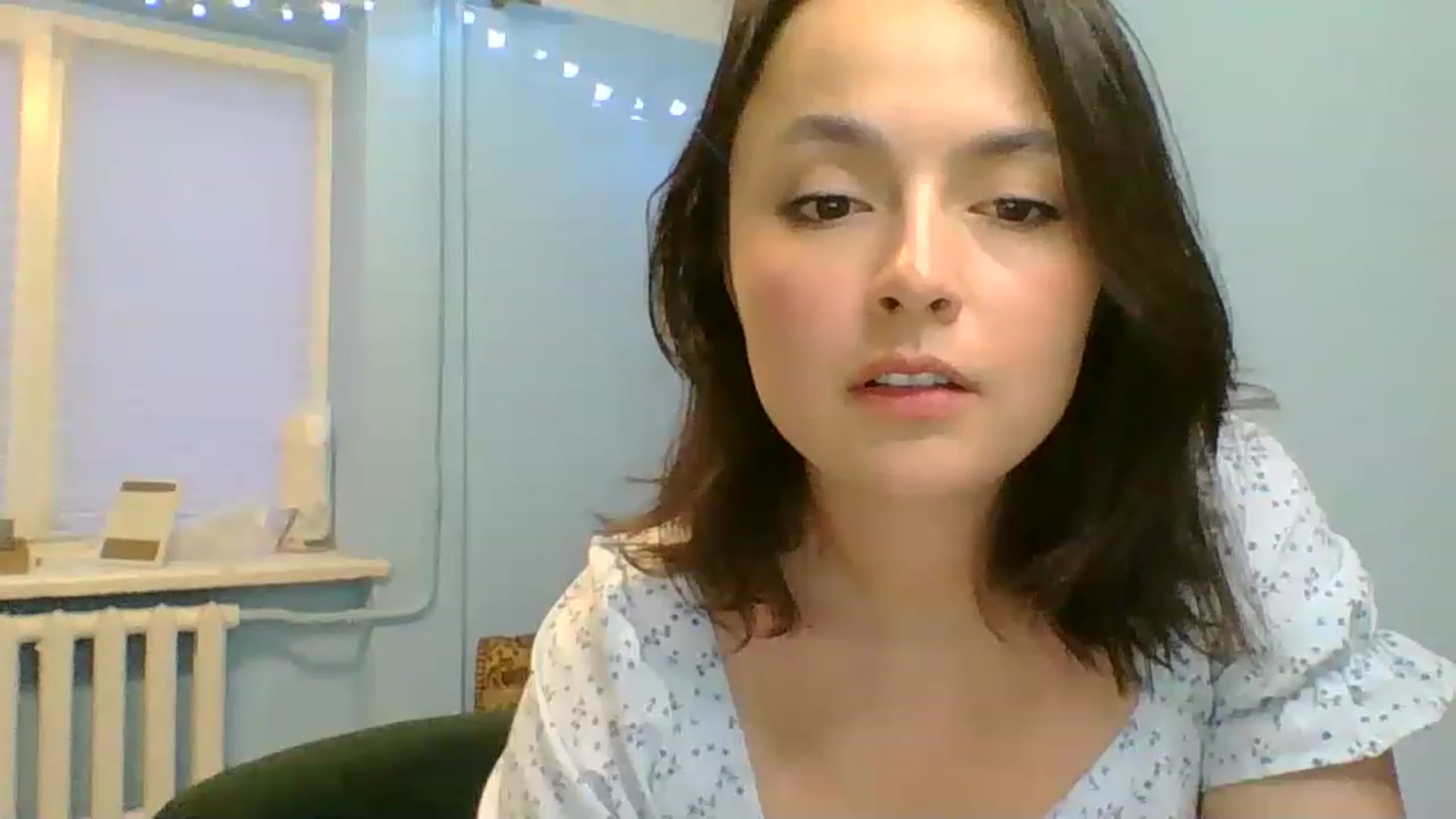 Gallery image thumbnail from Emily_morning's myfreecams stream on, 06/03/2023, 18:37 image 18 of 20