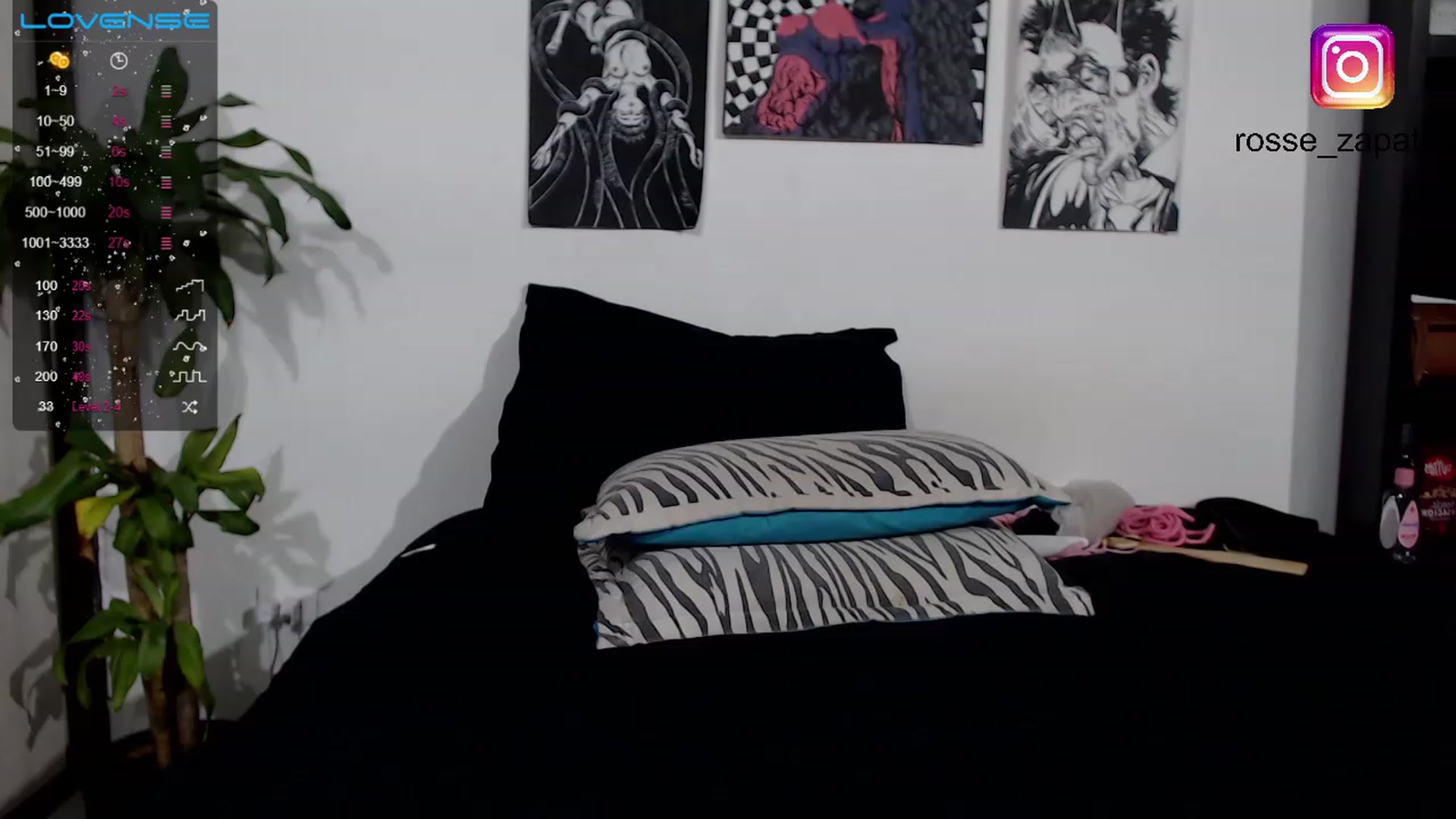 Gallery image thumbnail from Emily_rosse's myfreecams stream on, 11/19/2022, 02:31 image 18 of 20