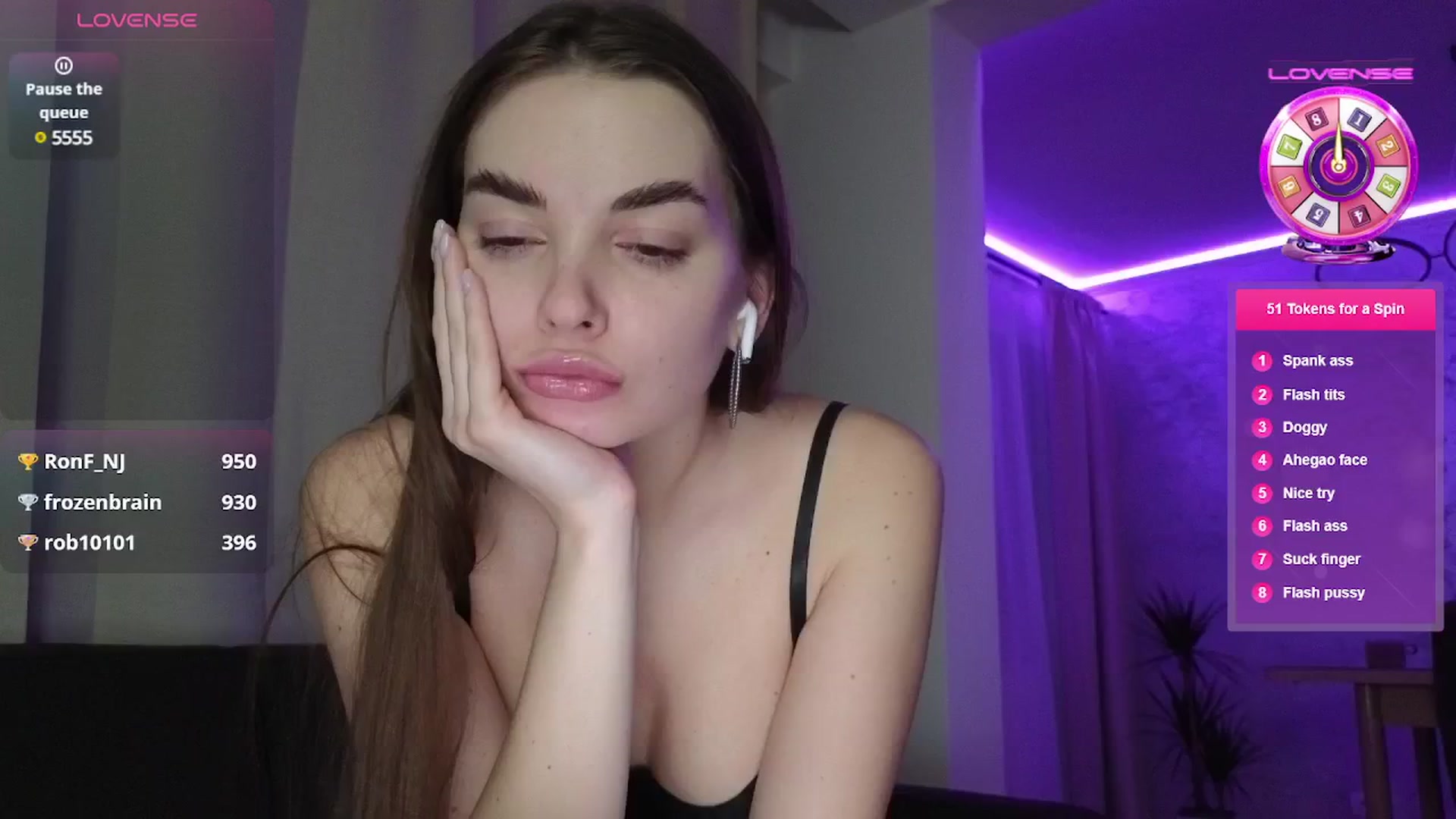 Gallery image thumbnail from Emily_sins's myfreecams stream on, 03/09/2025, 24:41 image 15 of 20