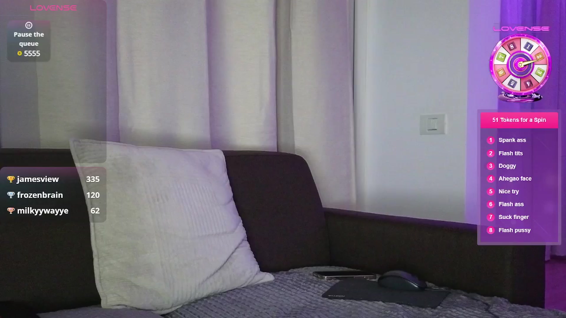 Gallery image thumbnail from Emily_sins's myfreecams stream on, 04/01/2025, 23:27 image 15 of 20