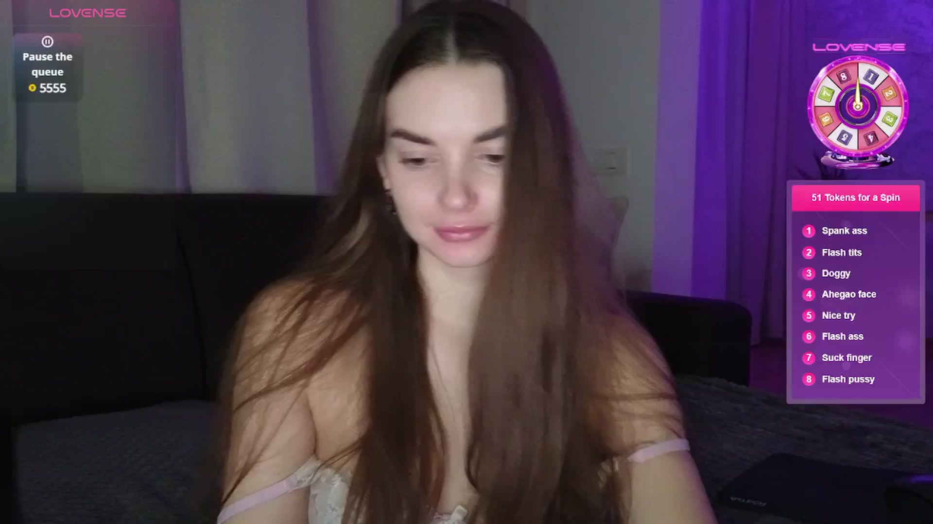 Gallery image thumbnail from Emily_sins's myfreecams stream on, 04/10/2025, 21:55 image 15 of 20
