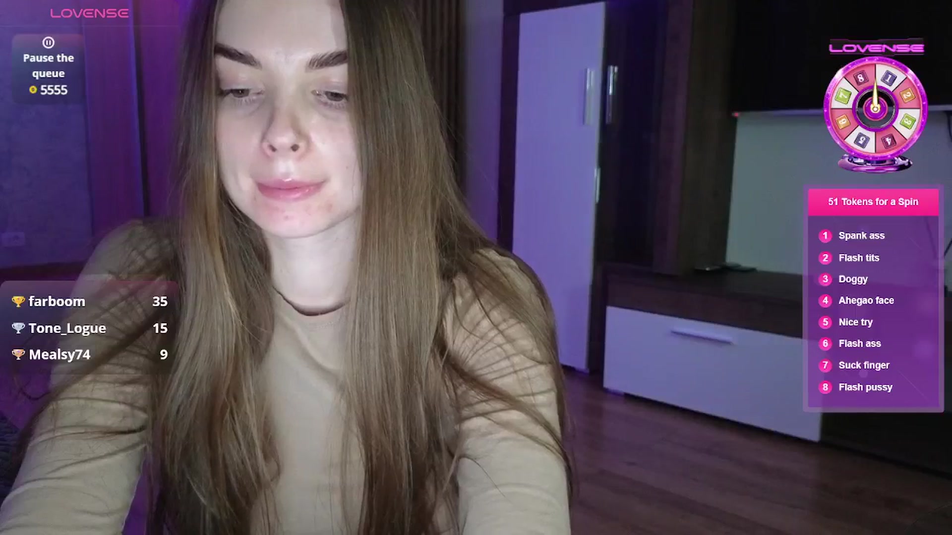 Gallery image thumbnail from Emily_sins's myfreecams stream on, 04/22/2025, 22:08 image 12 of 20