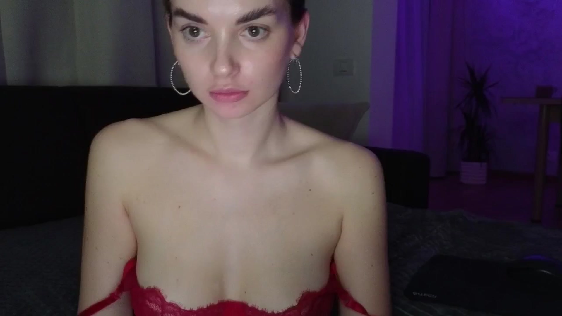 Gallery image thumbnail from Emily_sins's myfreecams stream on, 05/08/2025, 22:31 image 6 of 20