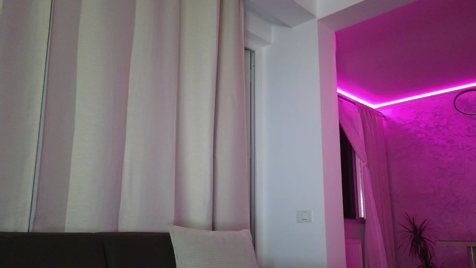 Gallery image thumbnail from Emily_sins's myfreecams stream on, 06/23/2025, 23:37 image 12 of 20