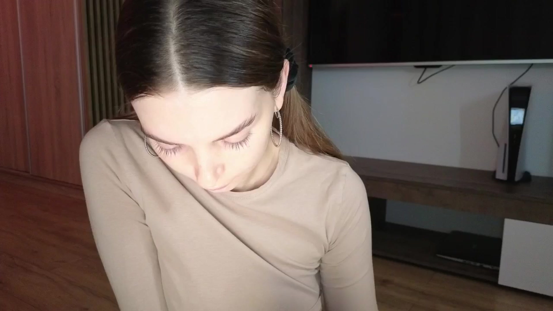 Gallery image thumbnail from Emily_sins's myfreecams stream on, 10/03/2025, 23:01 image 12 of 20
