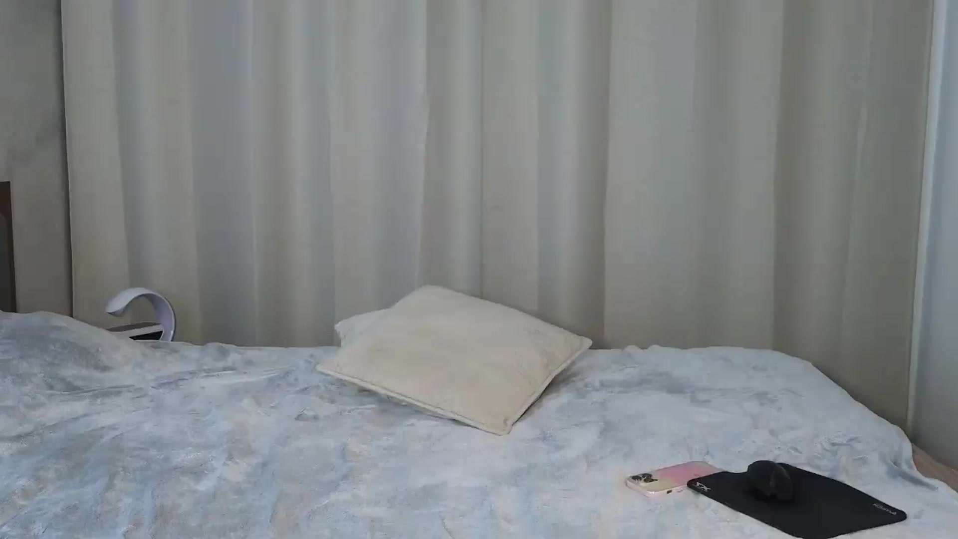 Gallery image thumbnail from Emily_sins's myfreecams stream on, 06/27/2026, 01:15 image 5 of 20