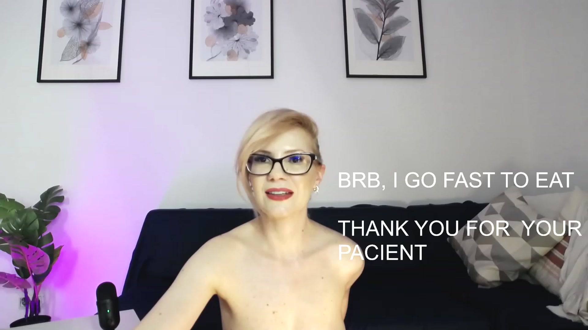 Gallery image thumbnail from Emilyanders85's myfreecams stream on, 05/30/2023, 18:20 image 9 of 20