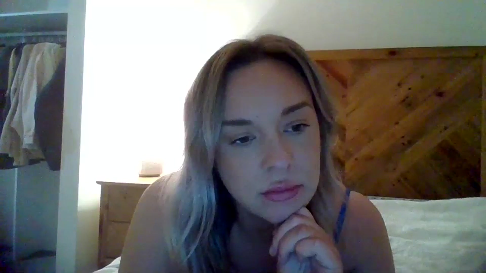 Gallery image thumbnail from Emilykatex's myfreecams stream on, 06/14/2023, 13:08 image 19 of 20