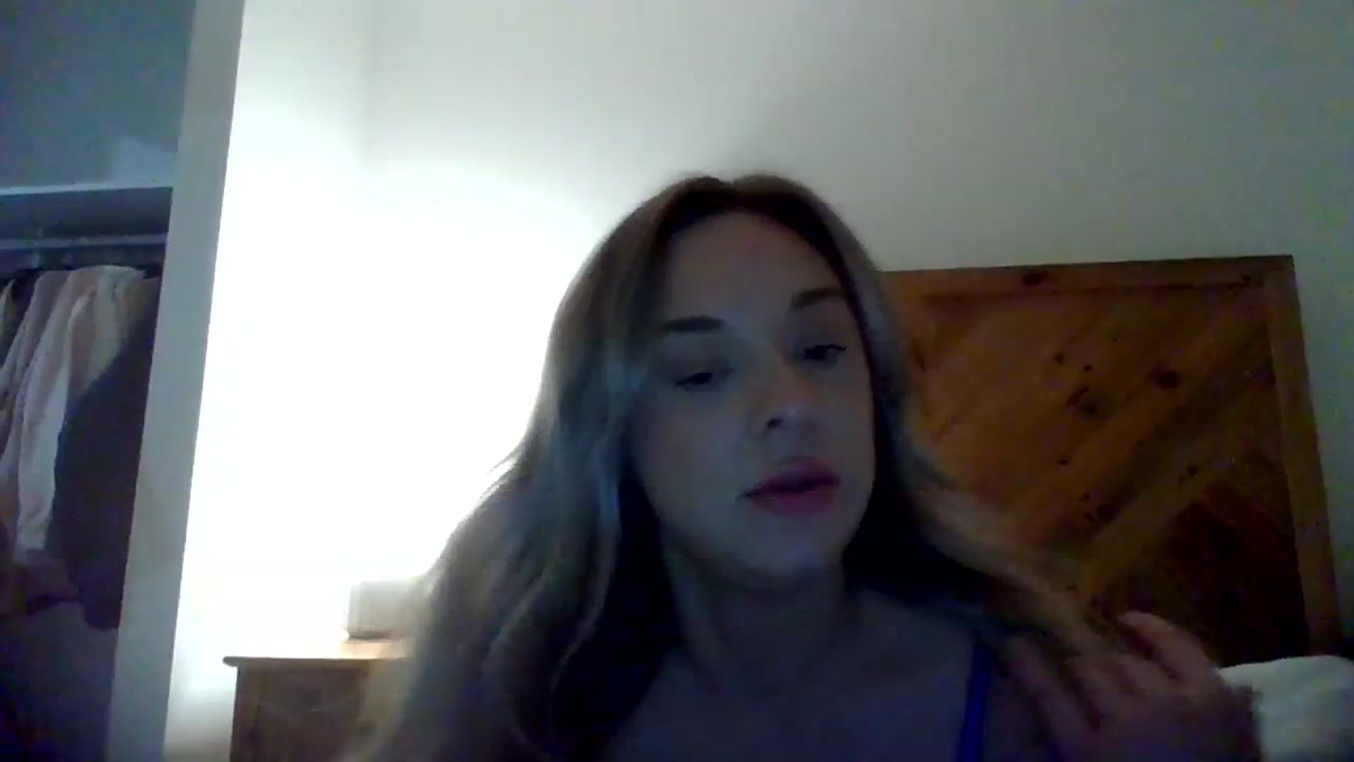 Gallery image thumbnail from Emilykatex's myfreecams stream on, 06/14/2023, 13:08 image 11 of 20