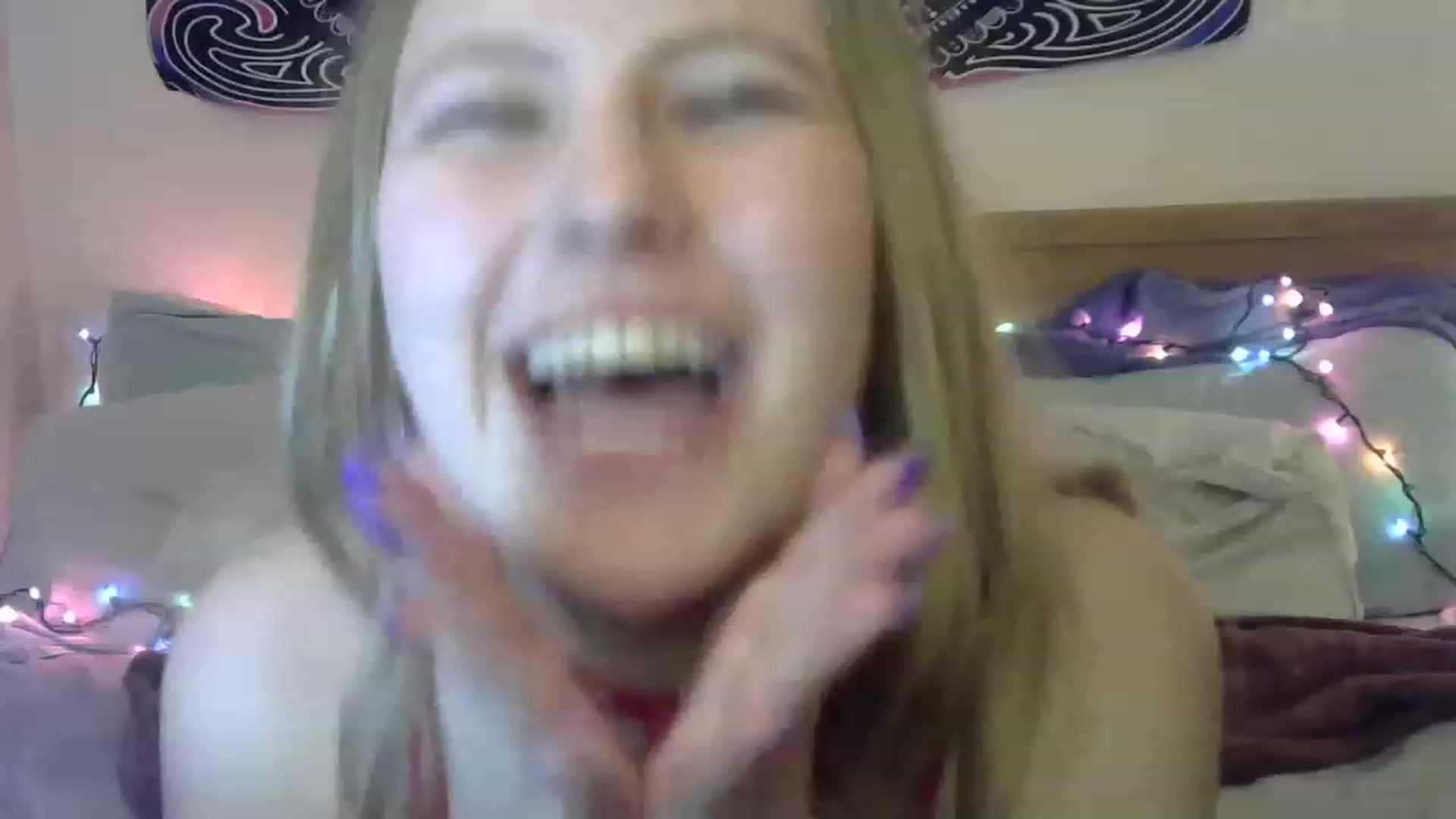 Gallery image thumbnail from Emilylove333's myfreecams stream on, 03/07/2023, 02:07 image 16 of 20