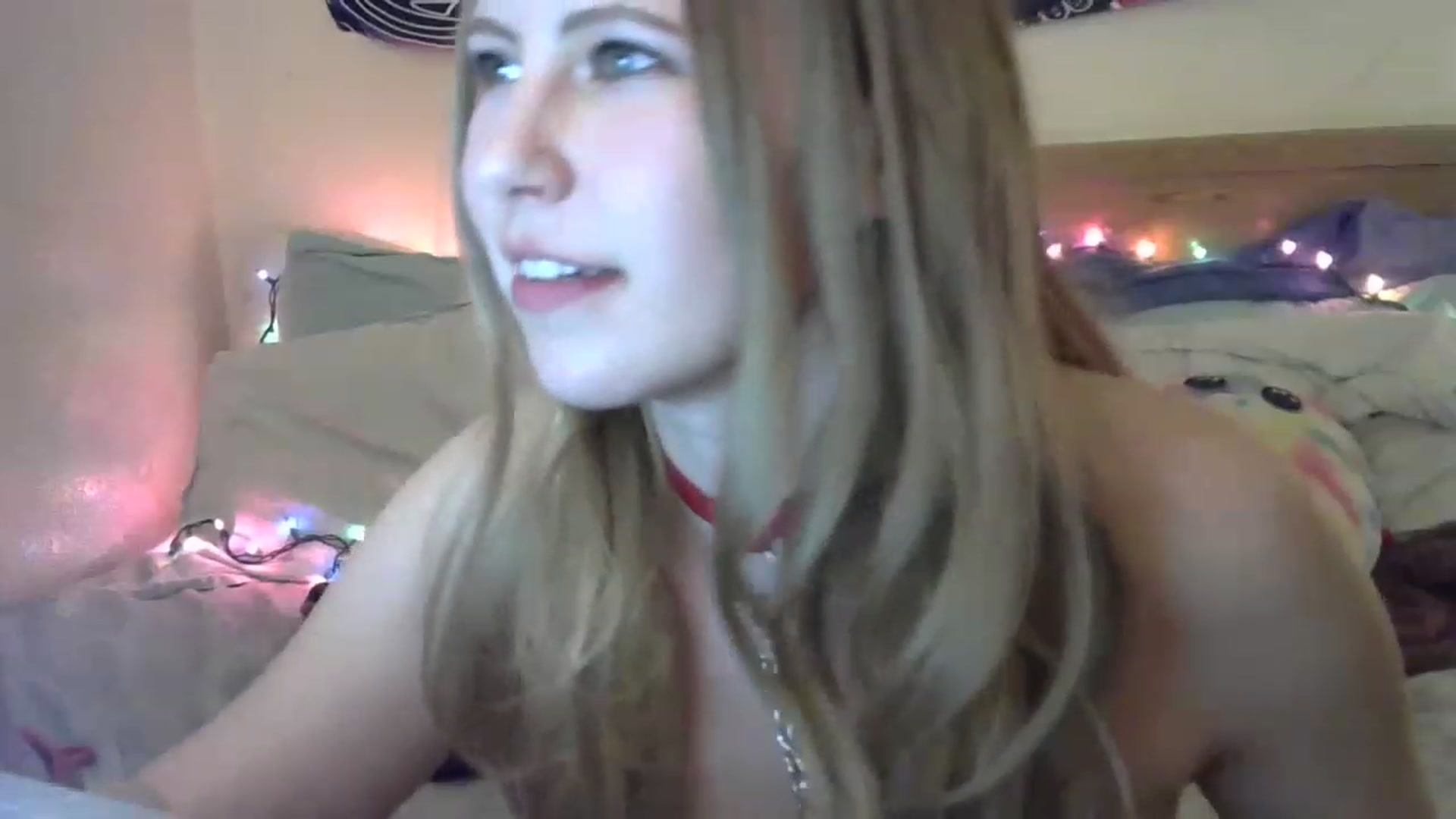 Gallery image thumbnail from Emilylove333's myfreecams stream on, 03/07/2023, 03:08 image 11 of 20